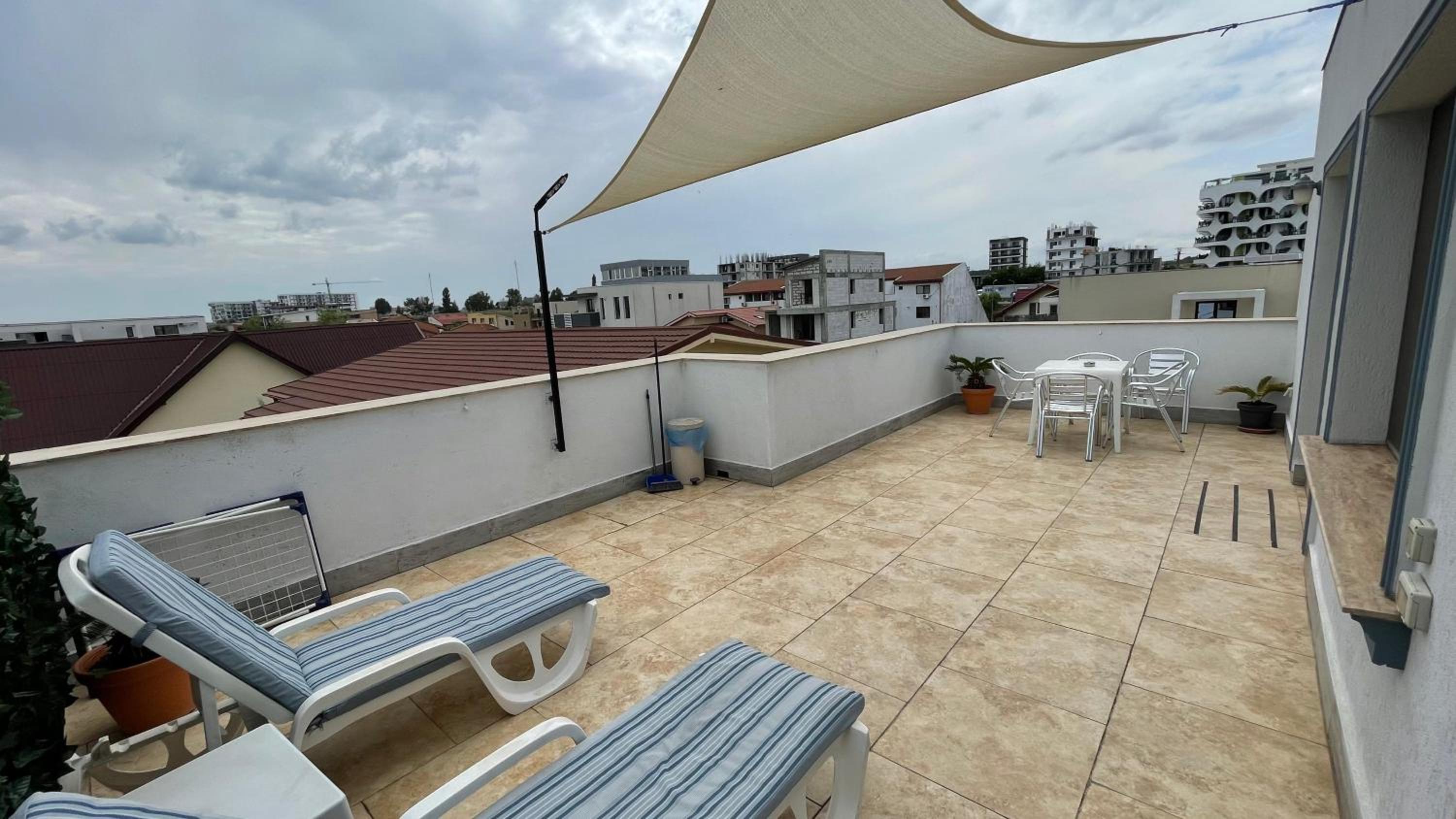 Apartment with Terrace photo 2