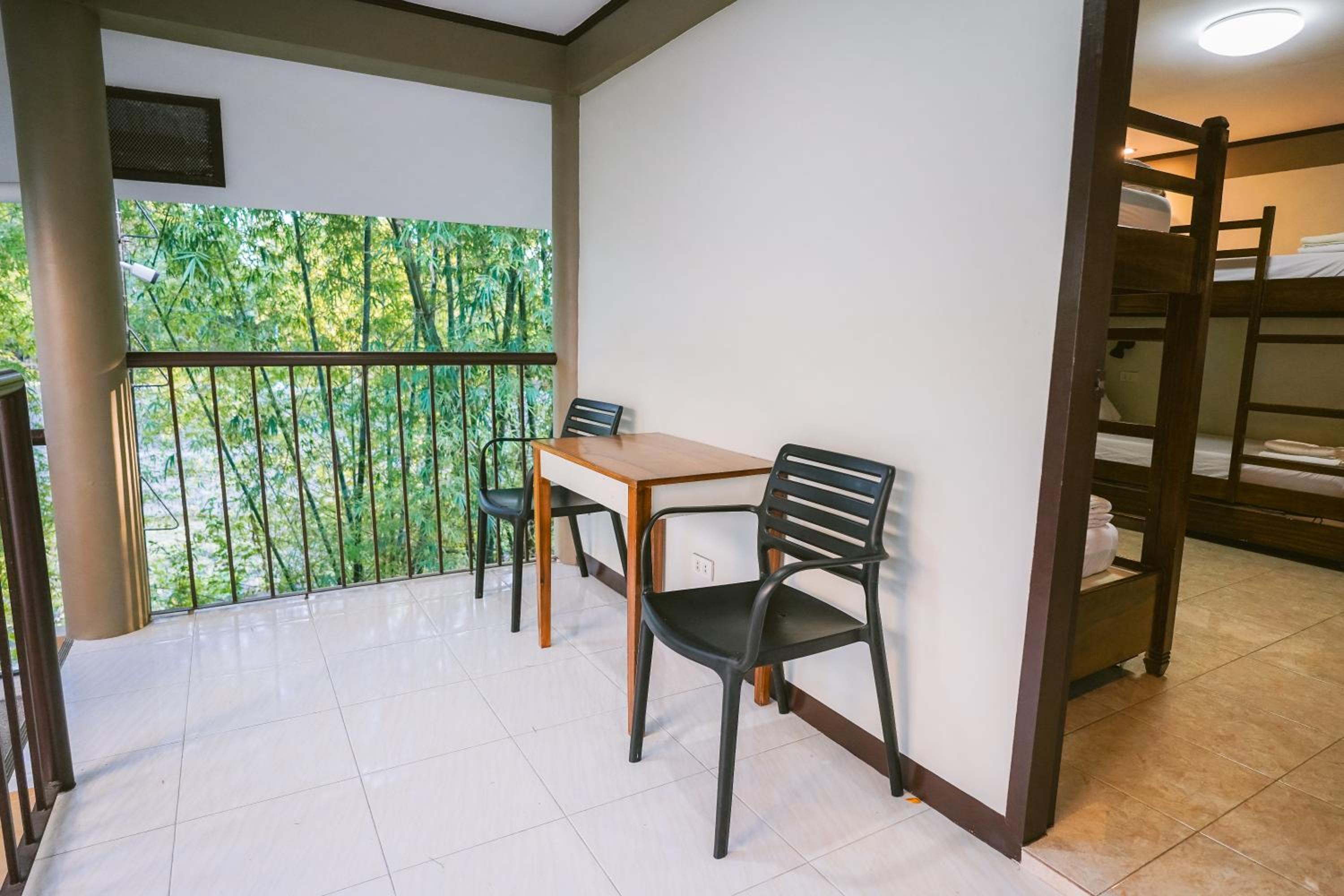 Quadruple Room with Balcony photo 2