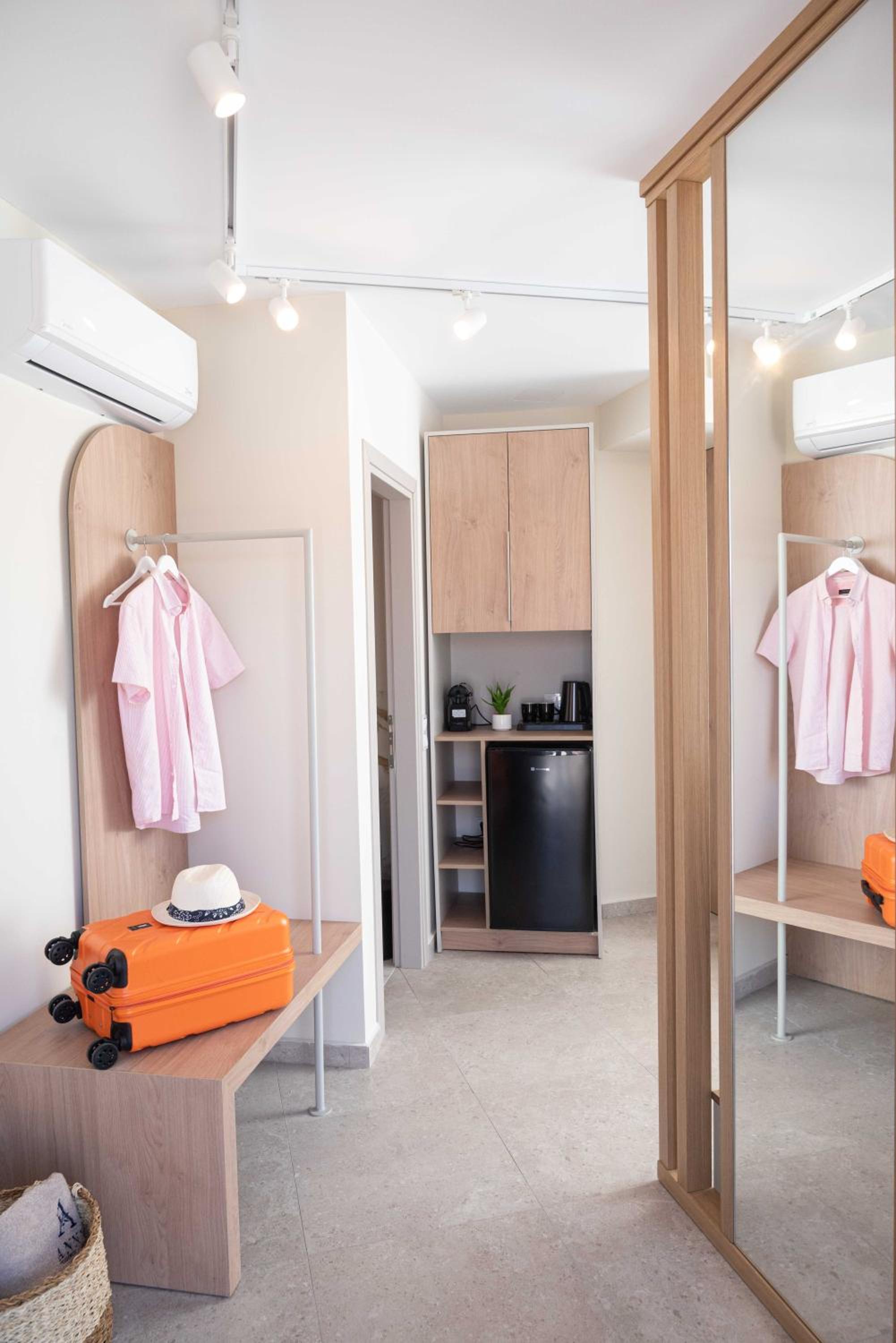 Epitome Suite - Photo 31