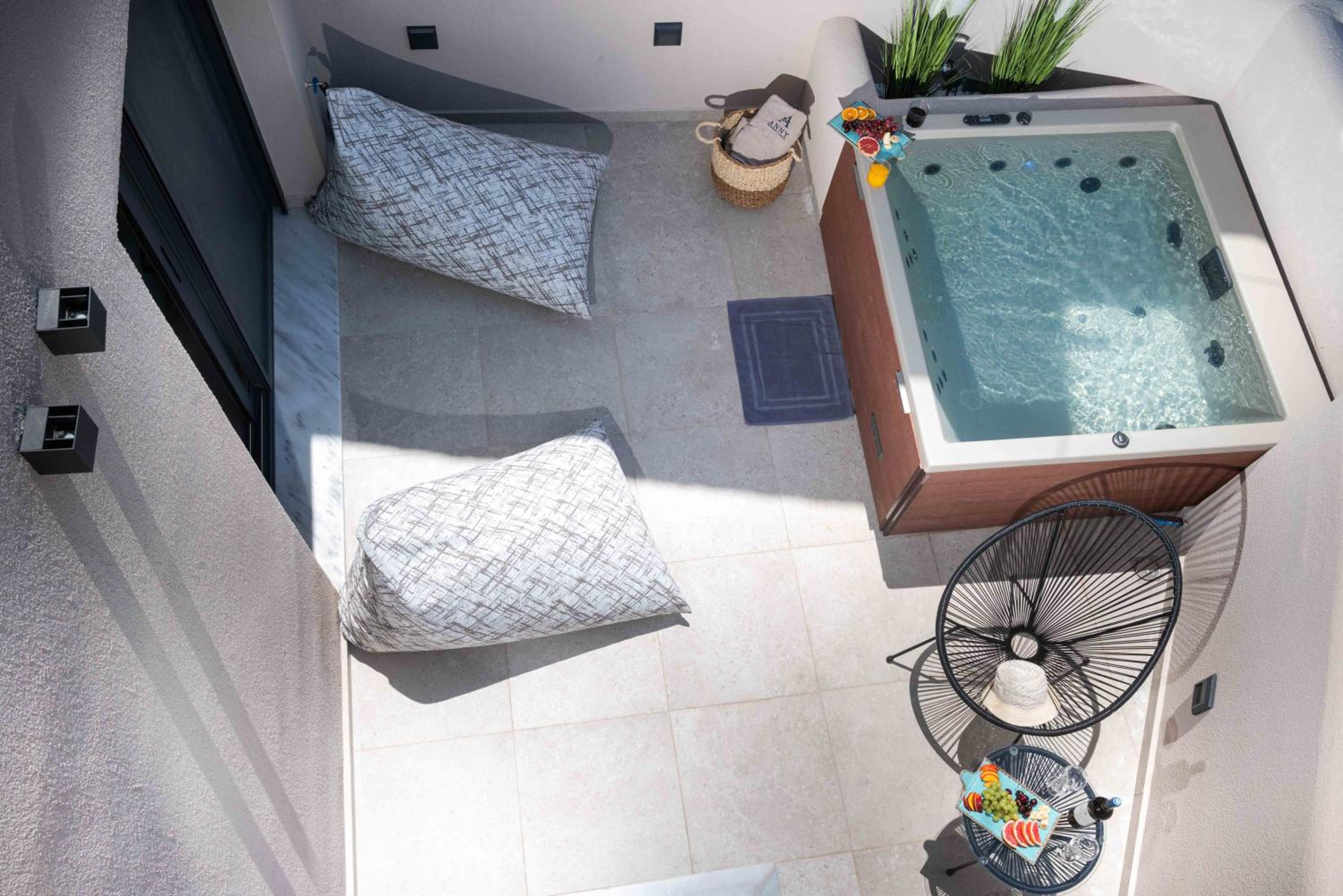 Epitome Suite - Photo 6