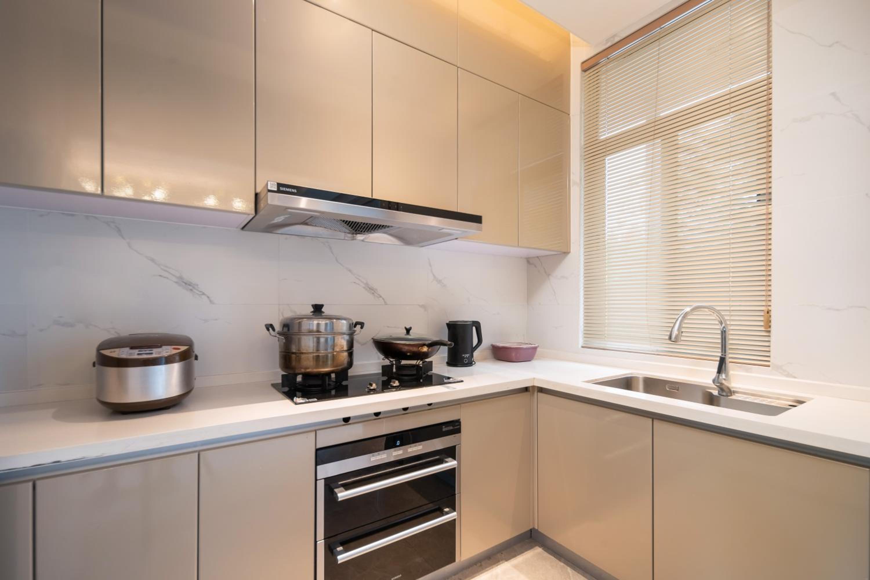 Three-Bedroom Suite with Garden View - Photo 22
