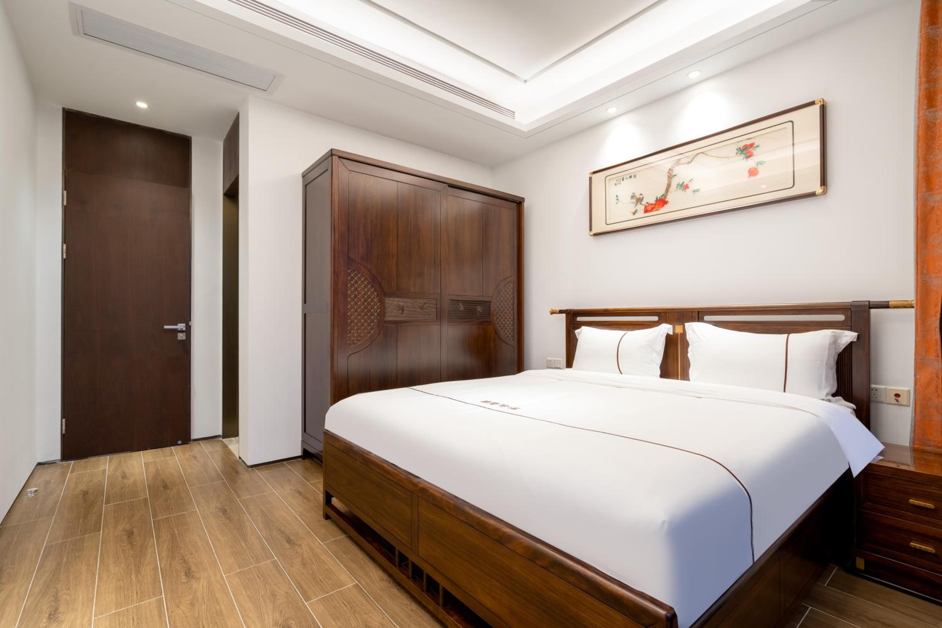 Three-Bedroom Suite with Ocean View - Photo 15