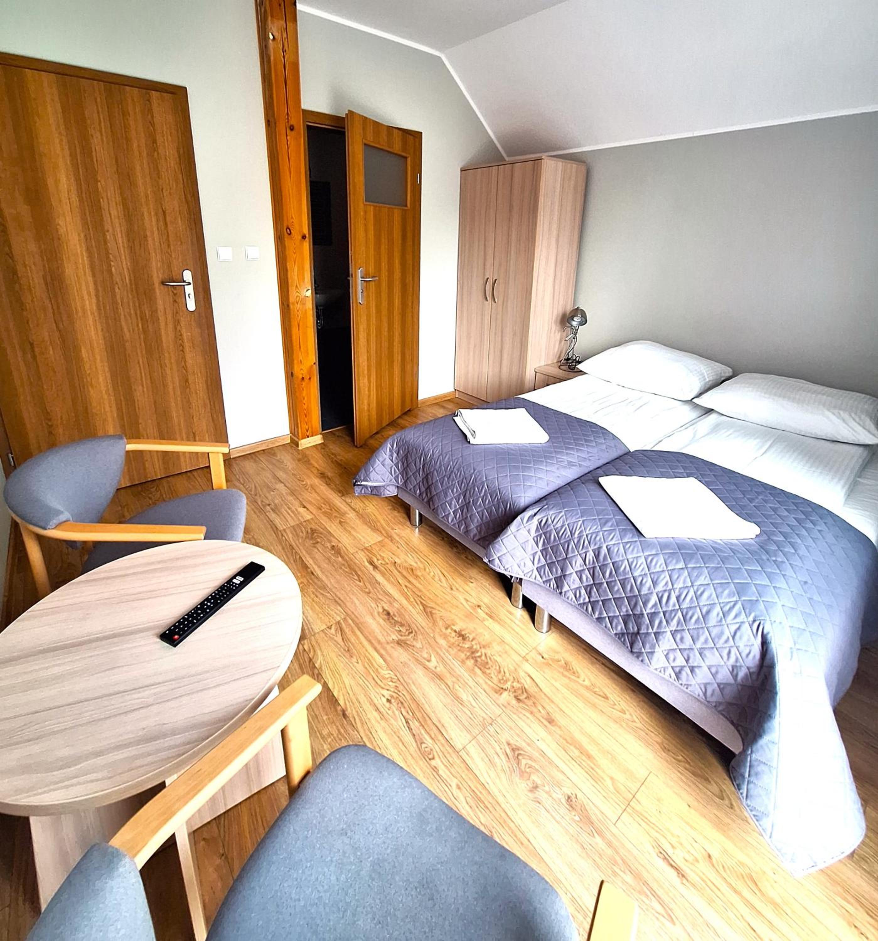 Double or Twin Room photo 2