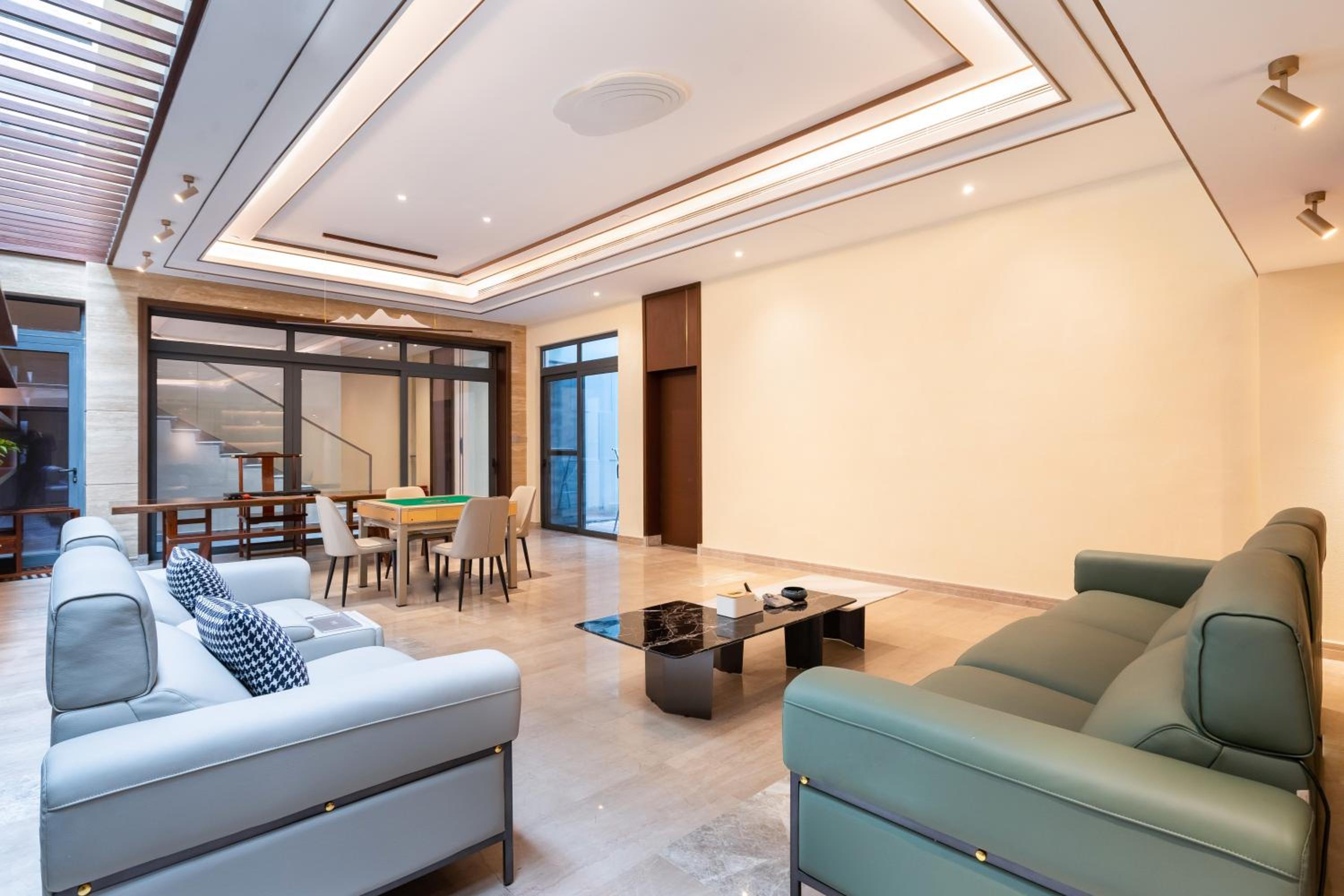 Four-Bedroom Villa with Private Pool - Photo 9