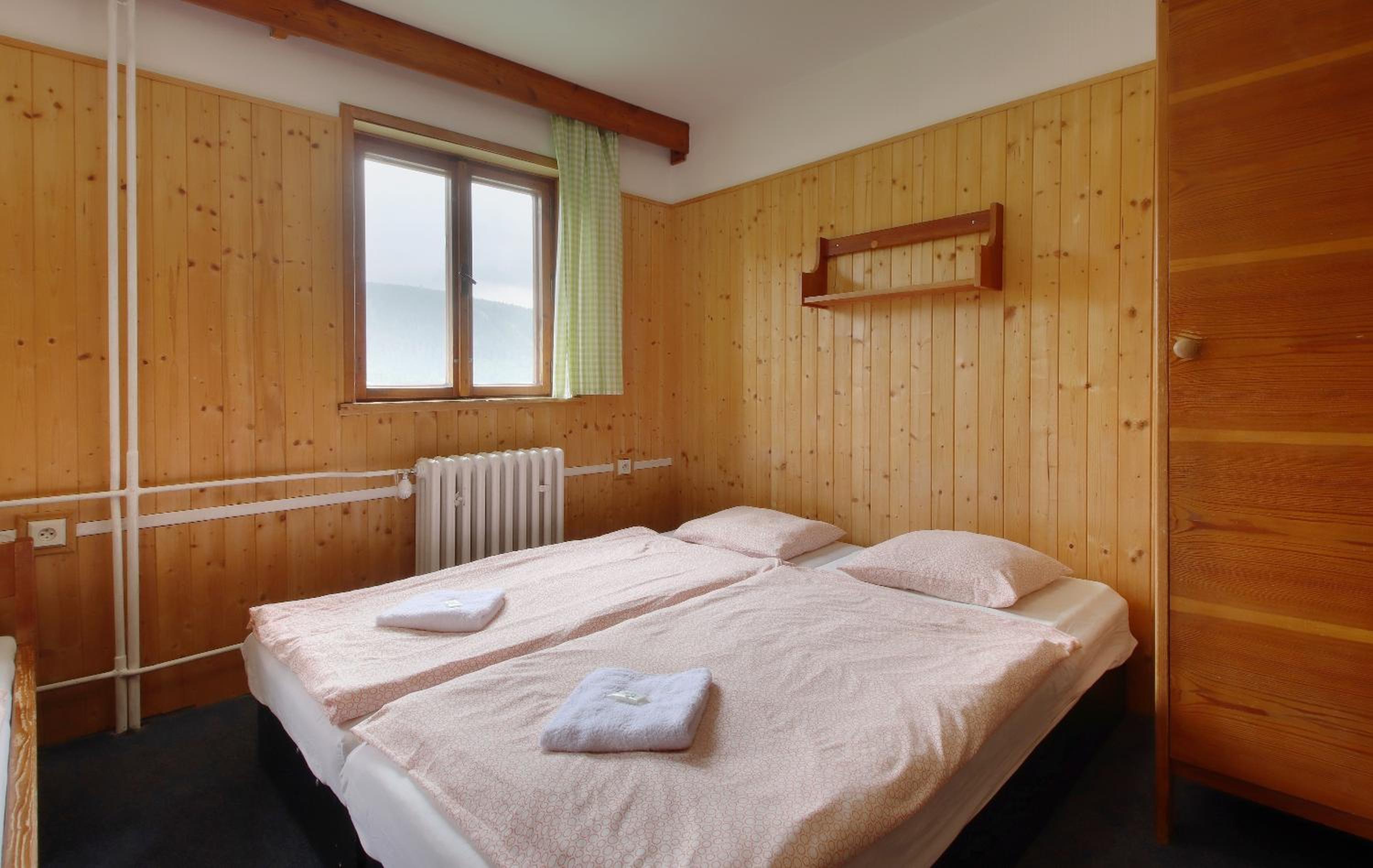 Economy Quintuple Room - Photo 3