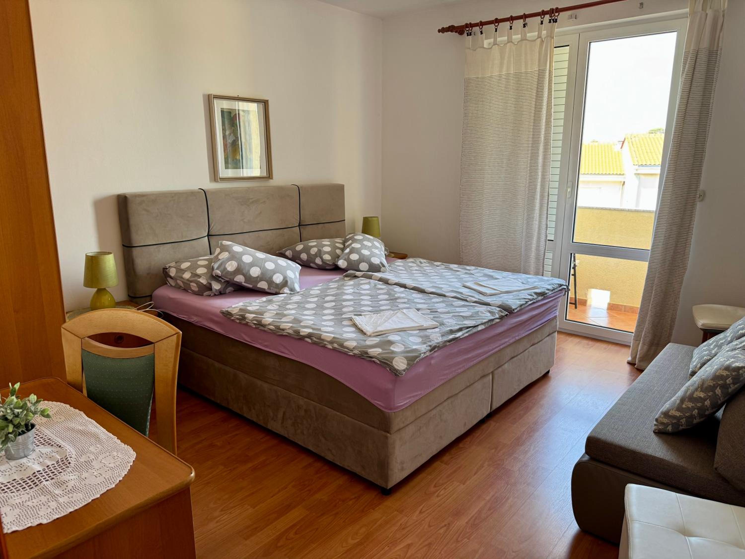 Apartment - Photo 1