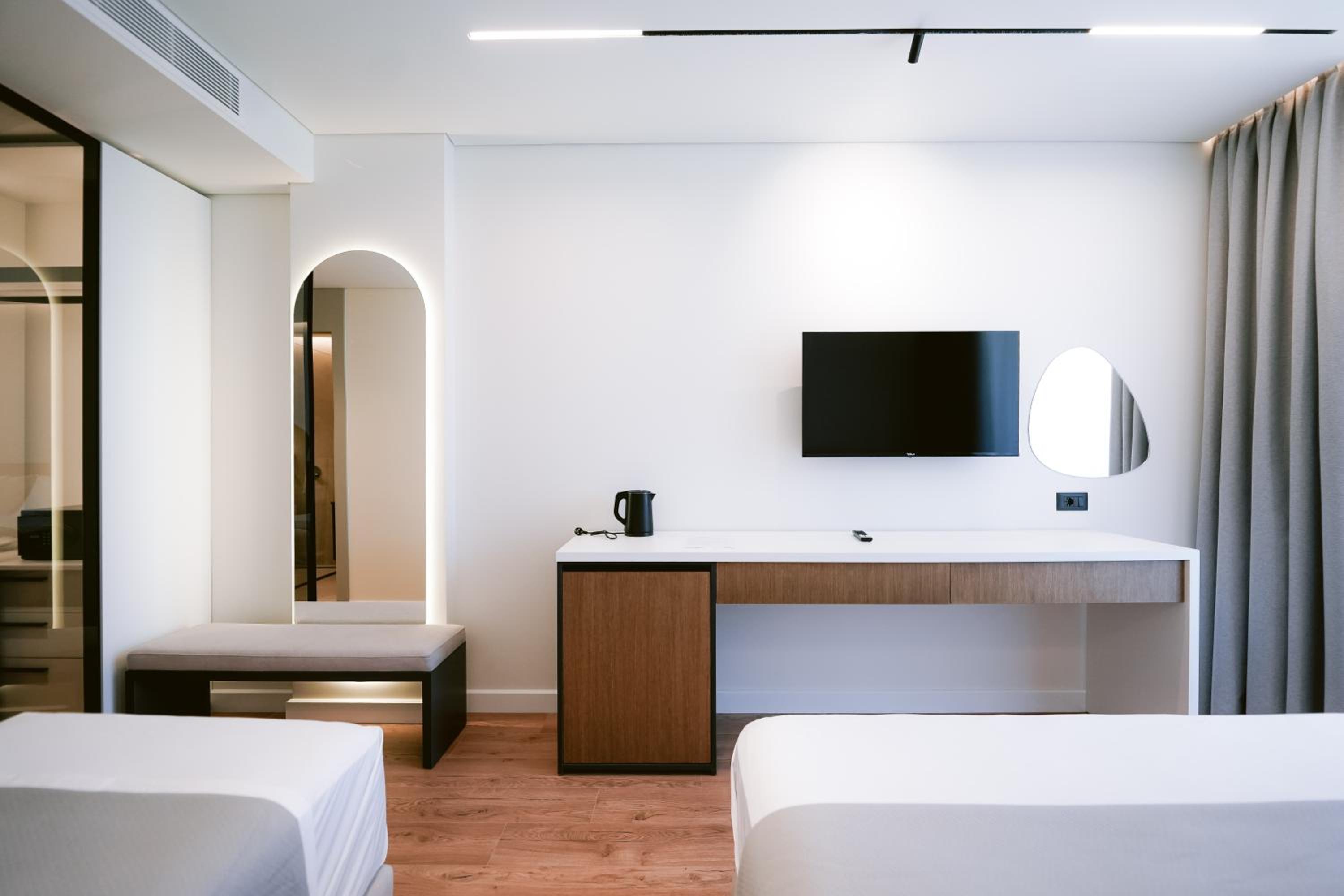 Luxury Triple Room photo 2