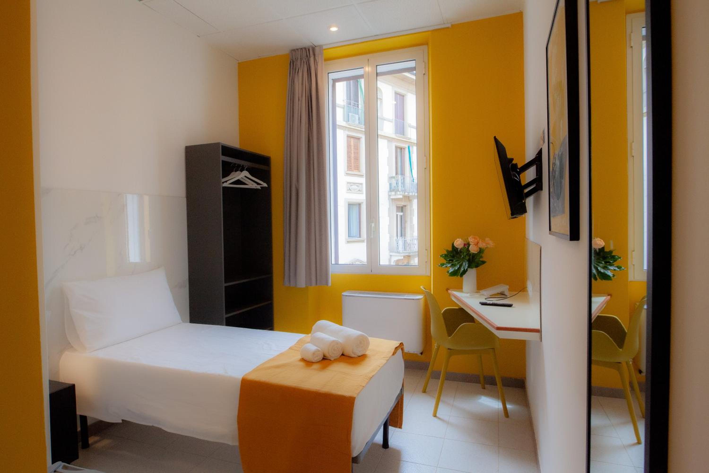 Standard Single Room
