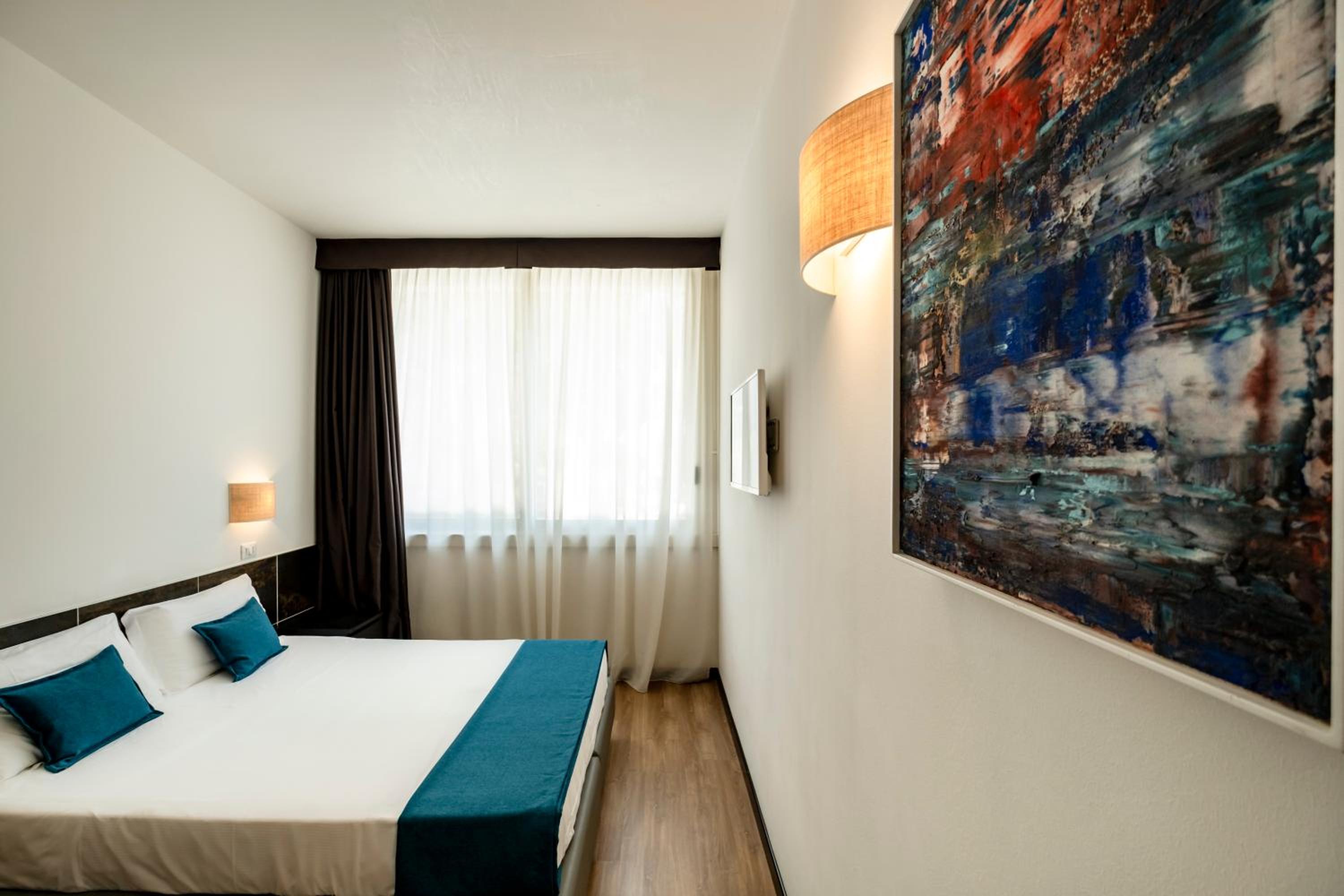 Economy Double Room - Photo 2