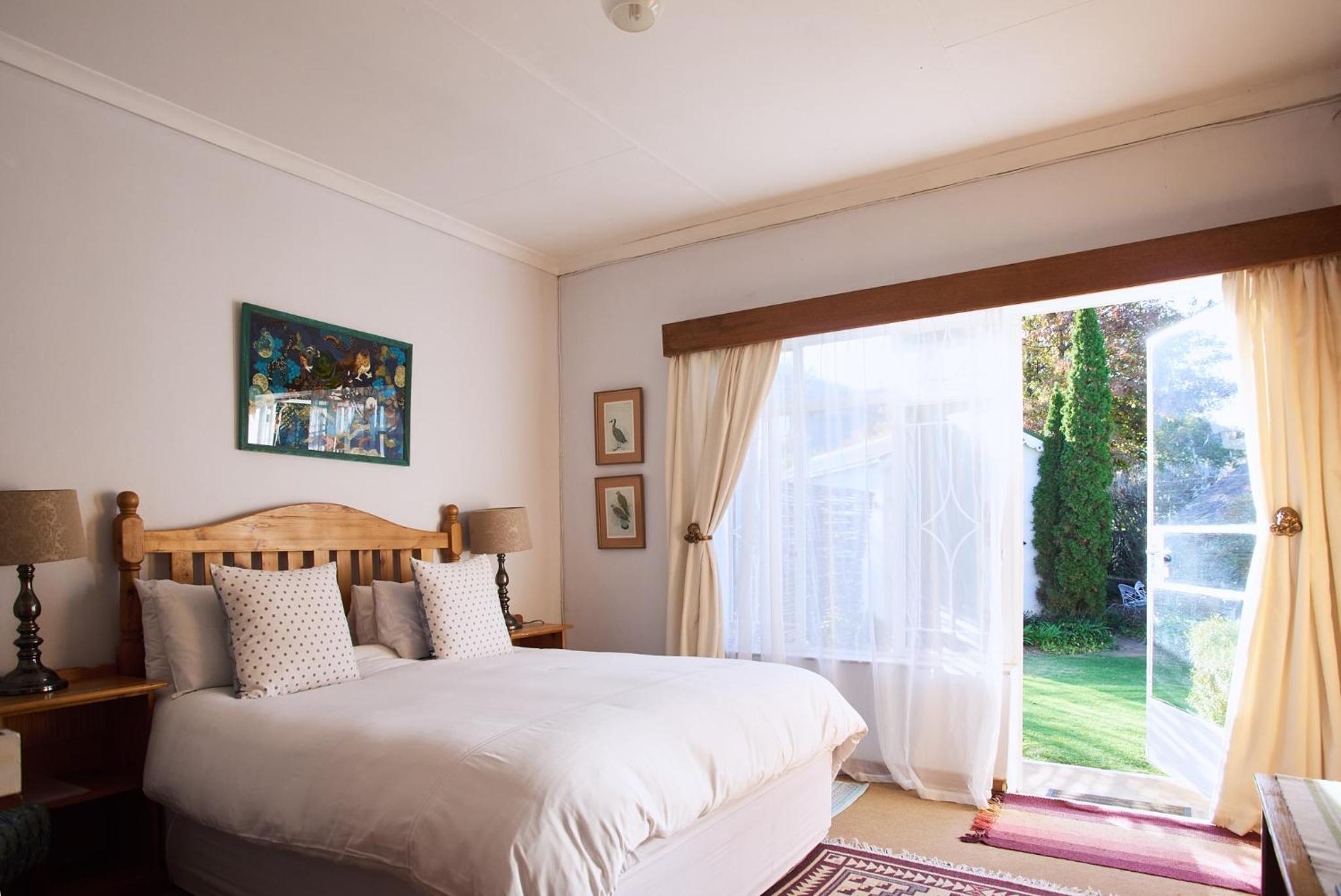 Queen Room photo 1