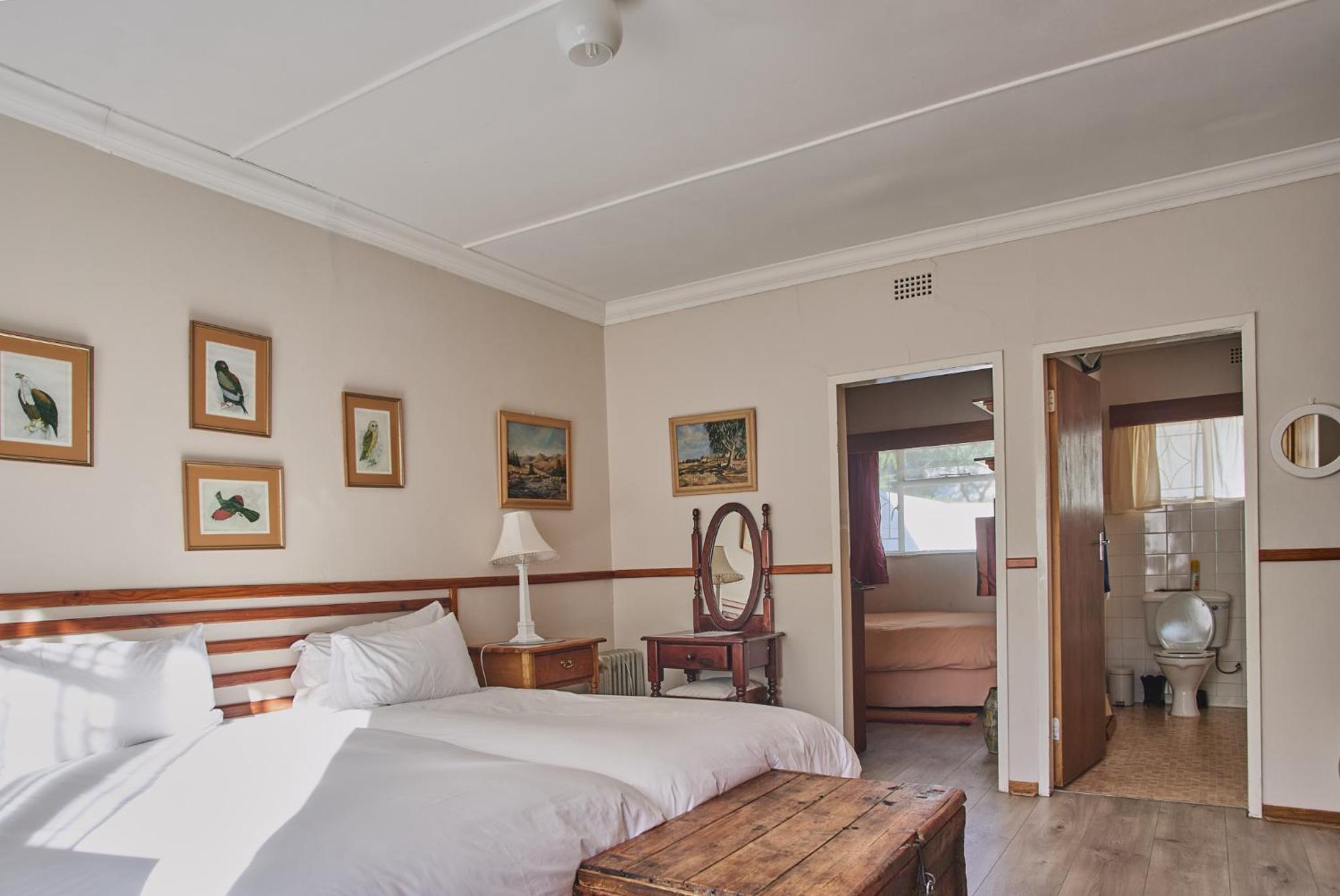 Double or Twin Room with Private Bathroom photo 1