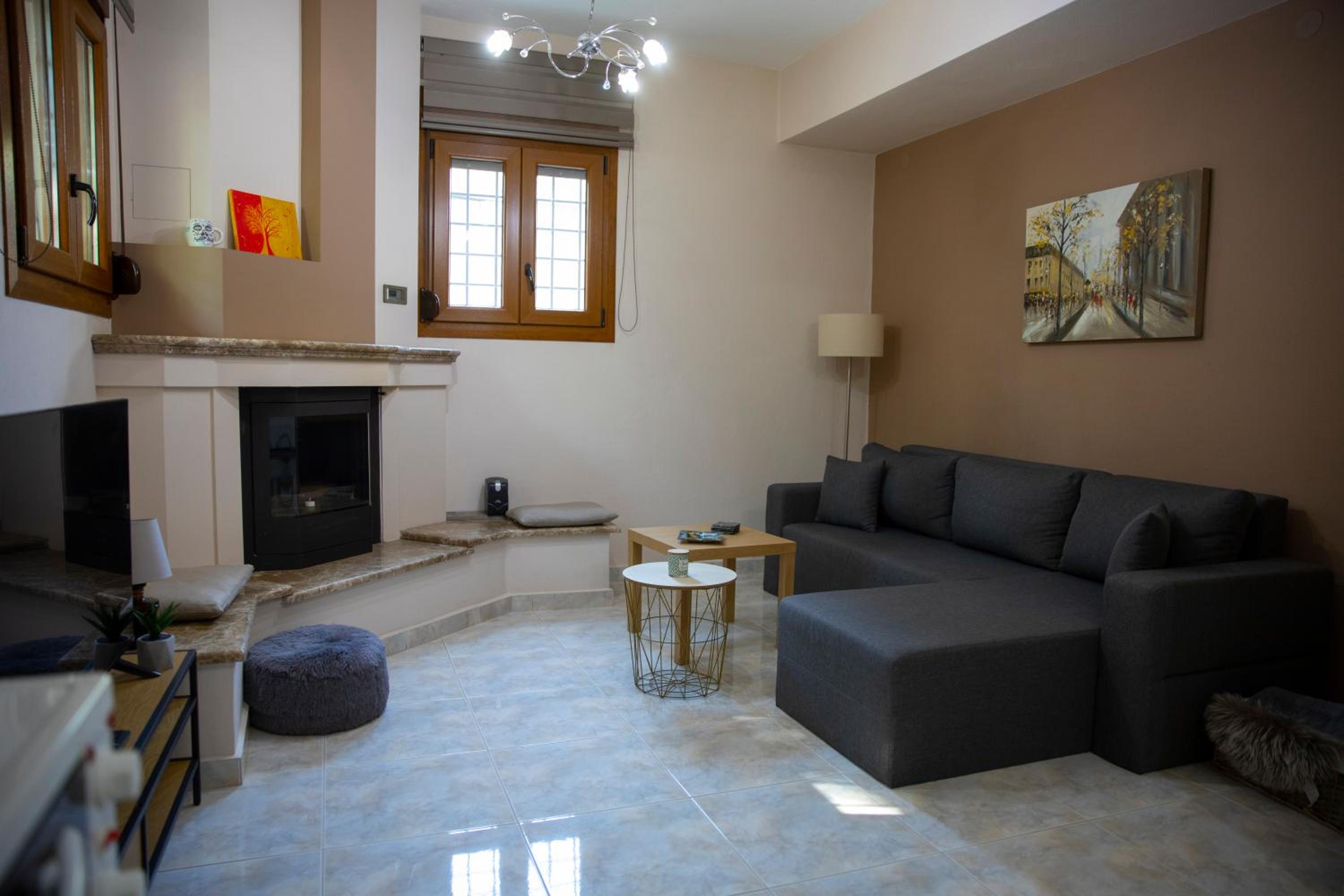 One-Bedroom Apartment