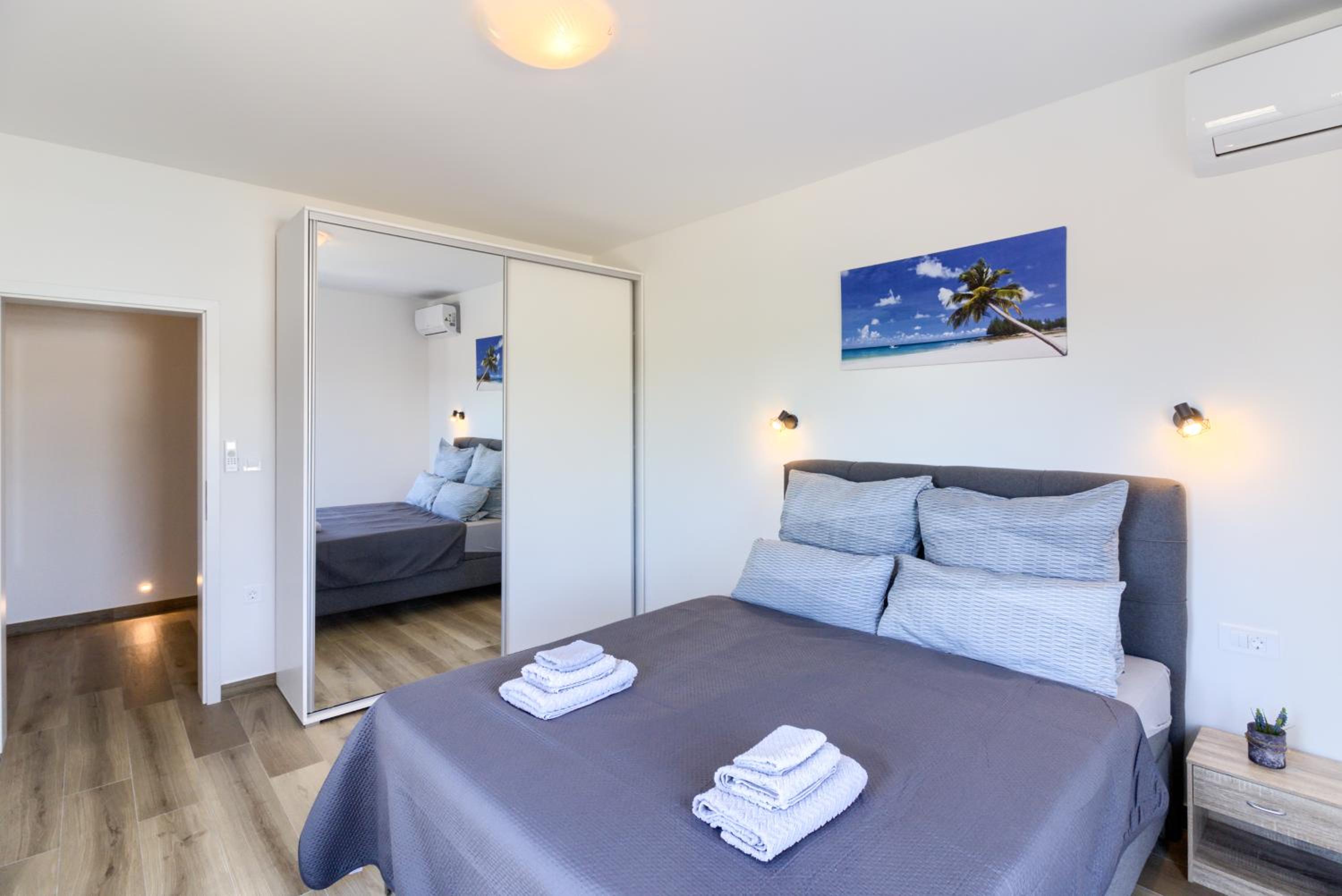 Three-Bedroom Villa photo 3