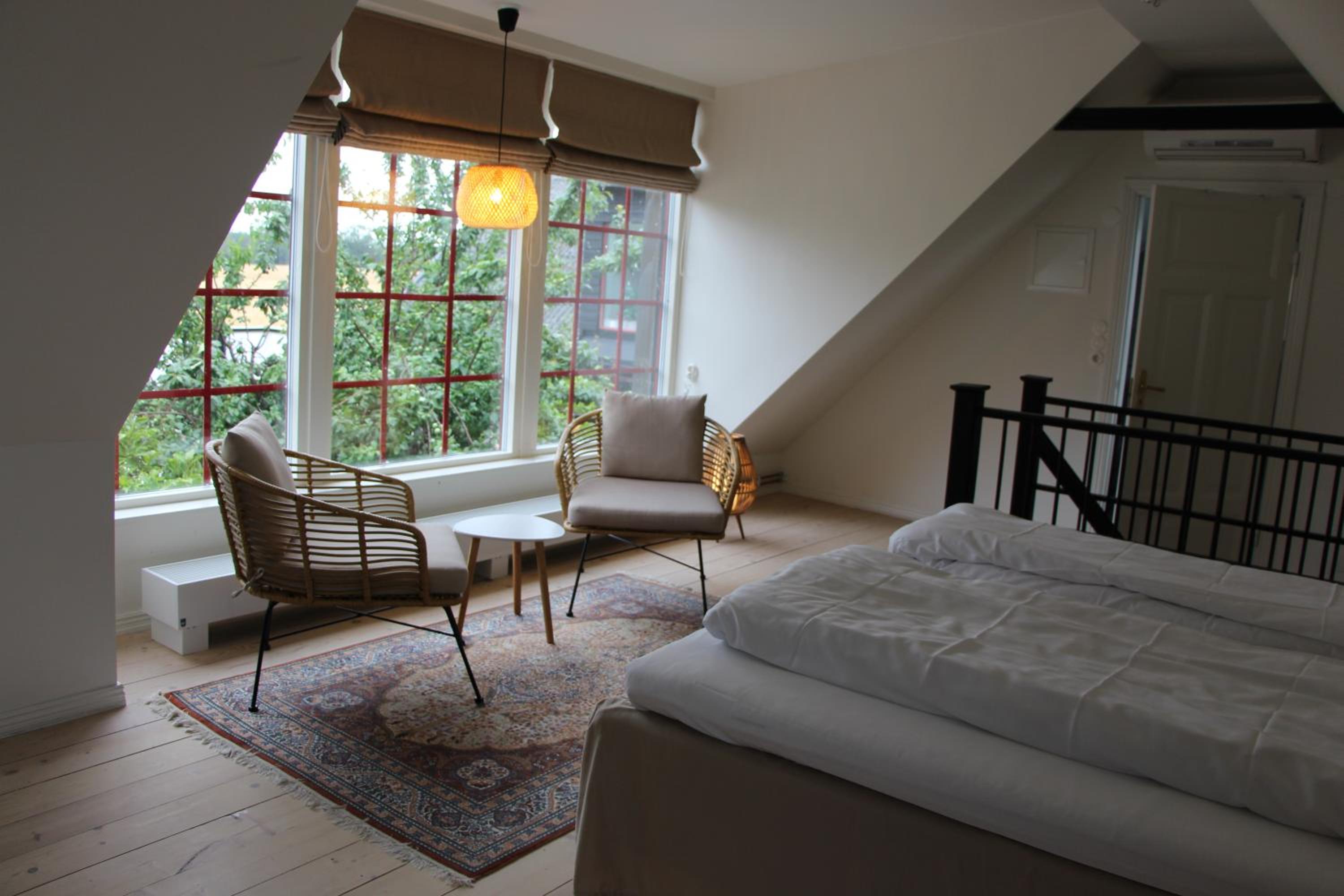 Deluxe Quadruple Room - Photo 9