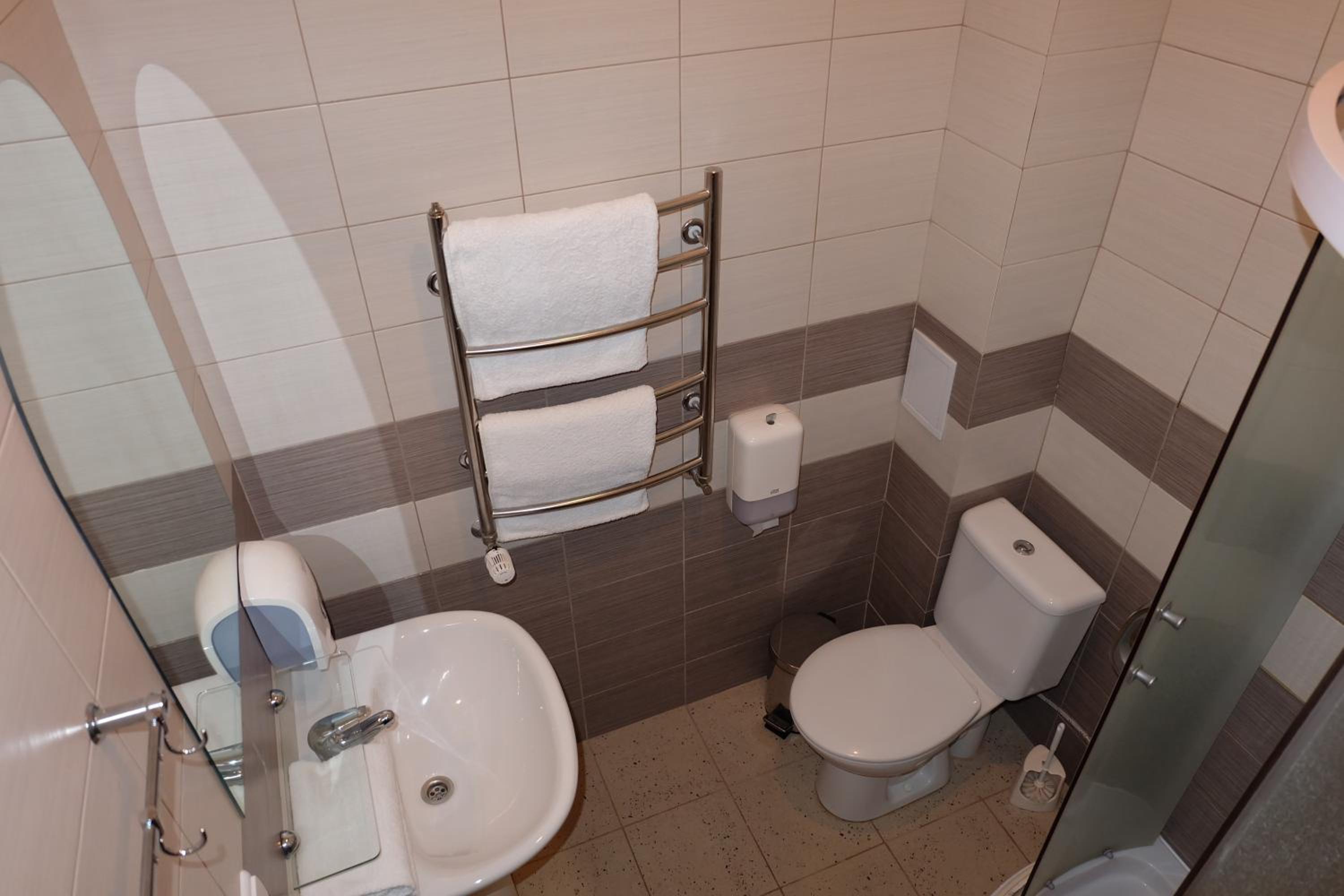 Triple Room - Photo 8