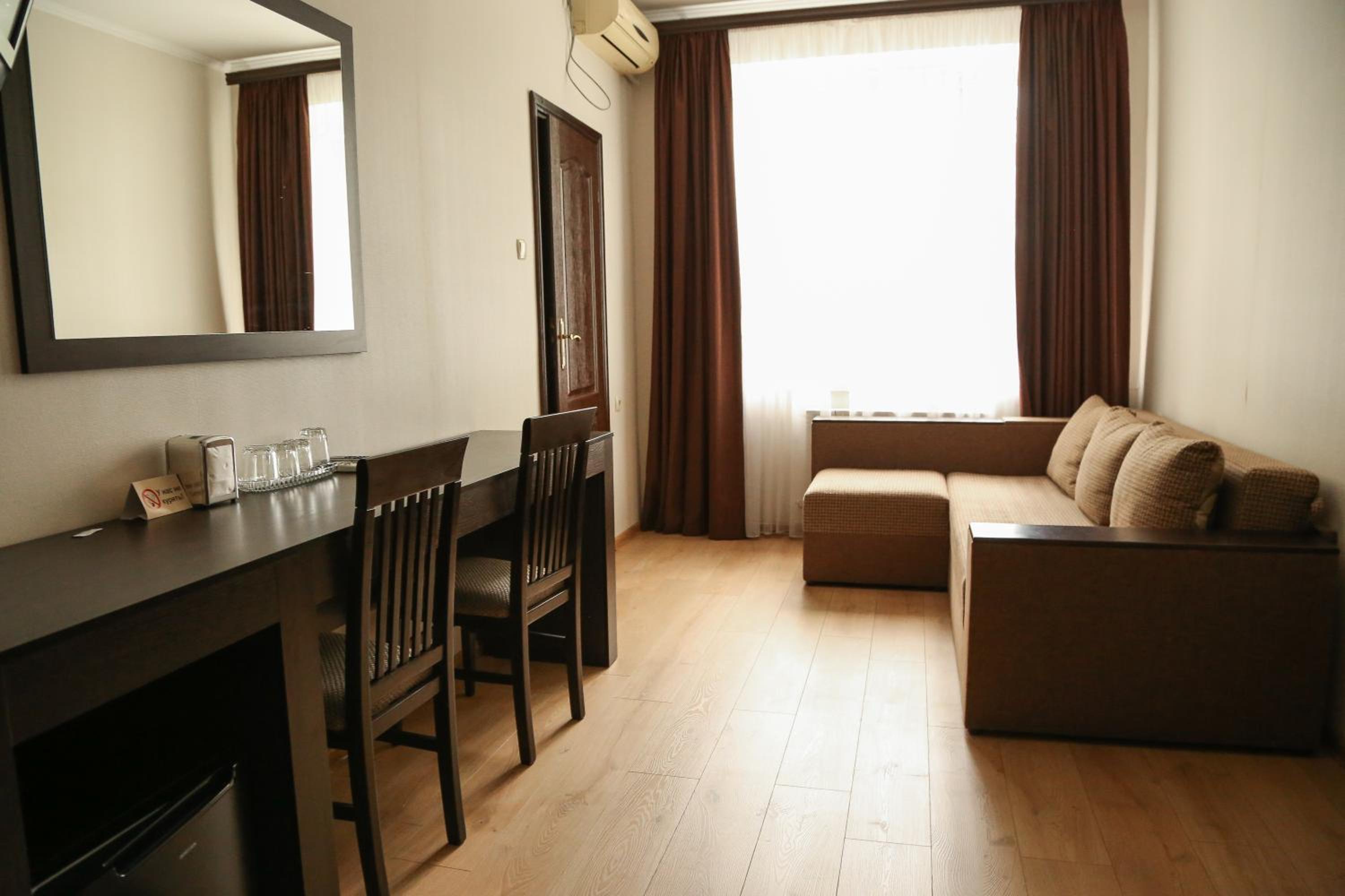 Family Suite photo 2