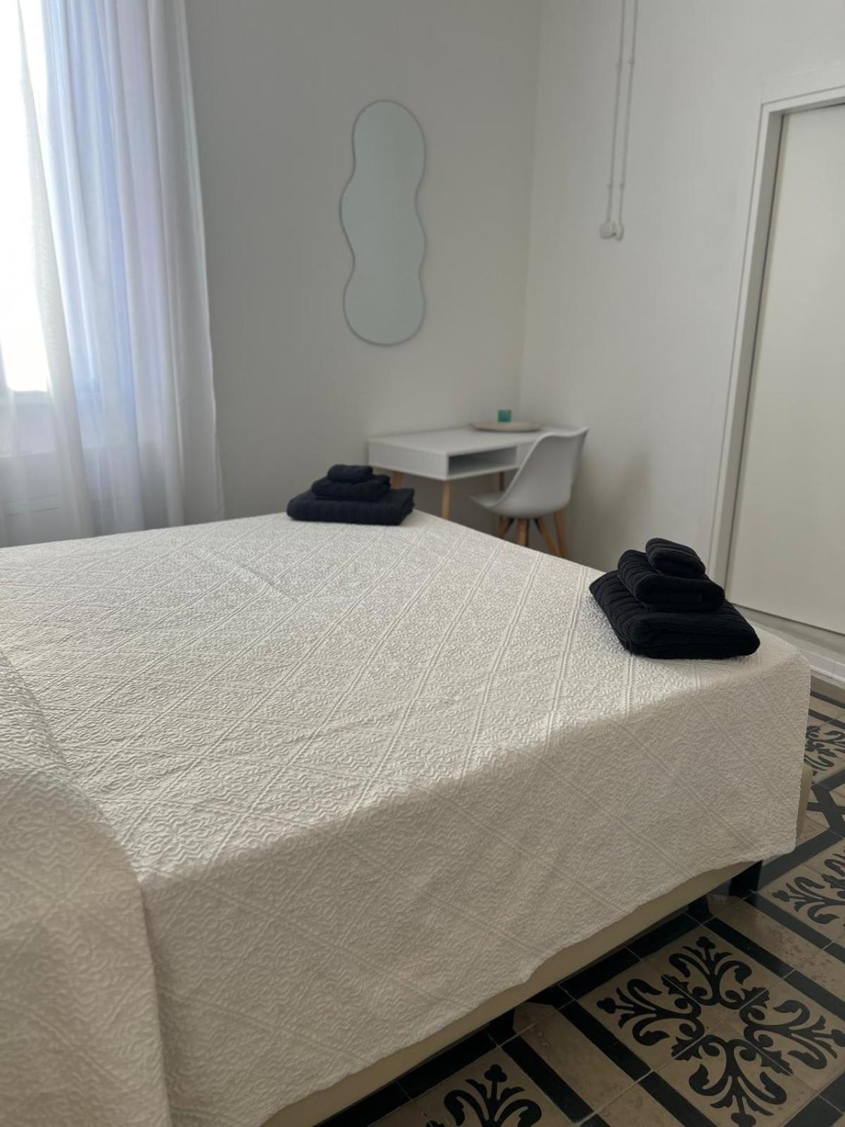 Double Room with Private Bathroom photo 2