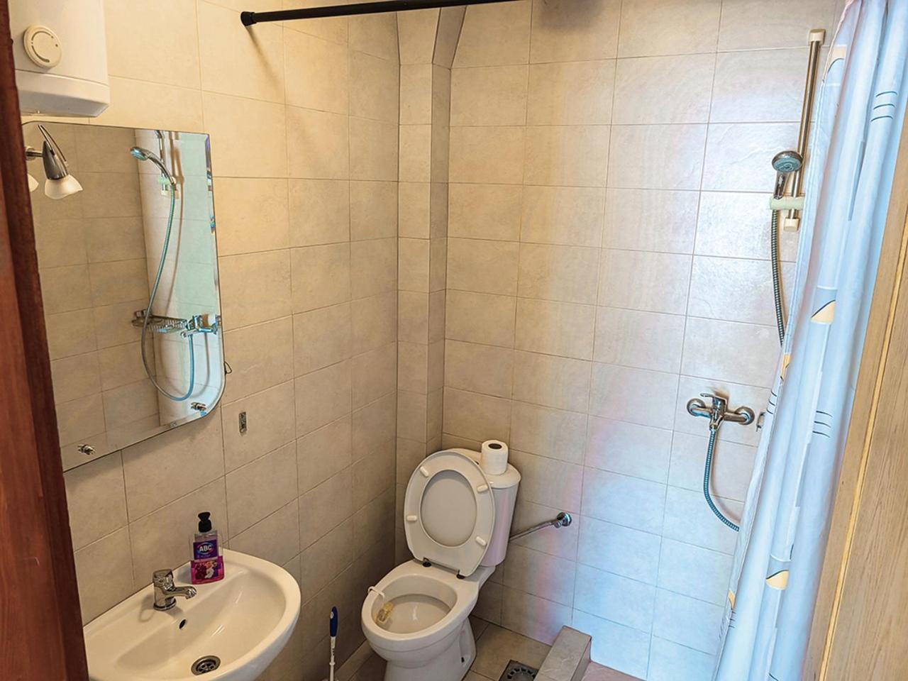 Apartment With Sea View photo 2