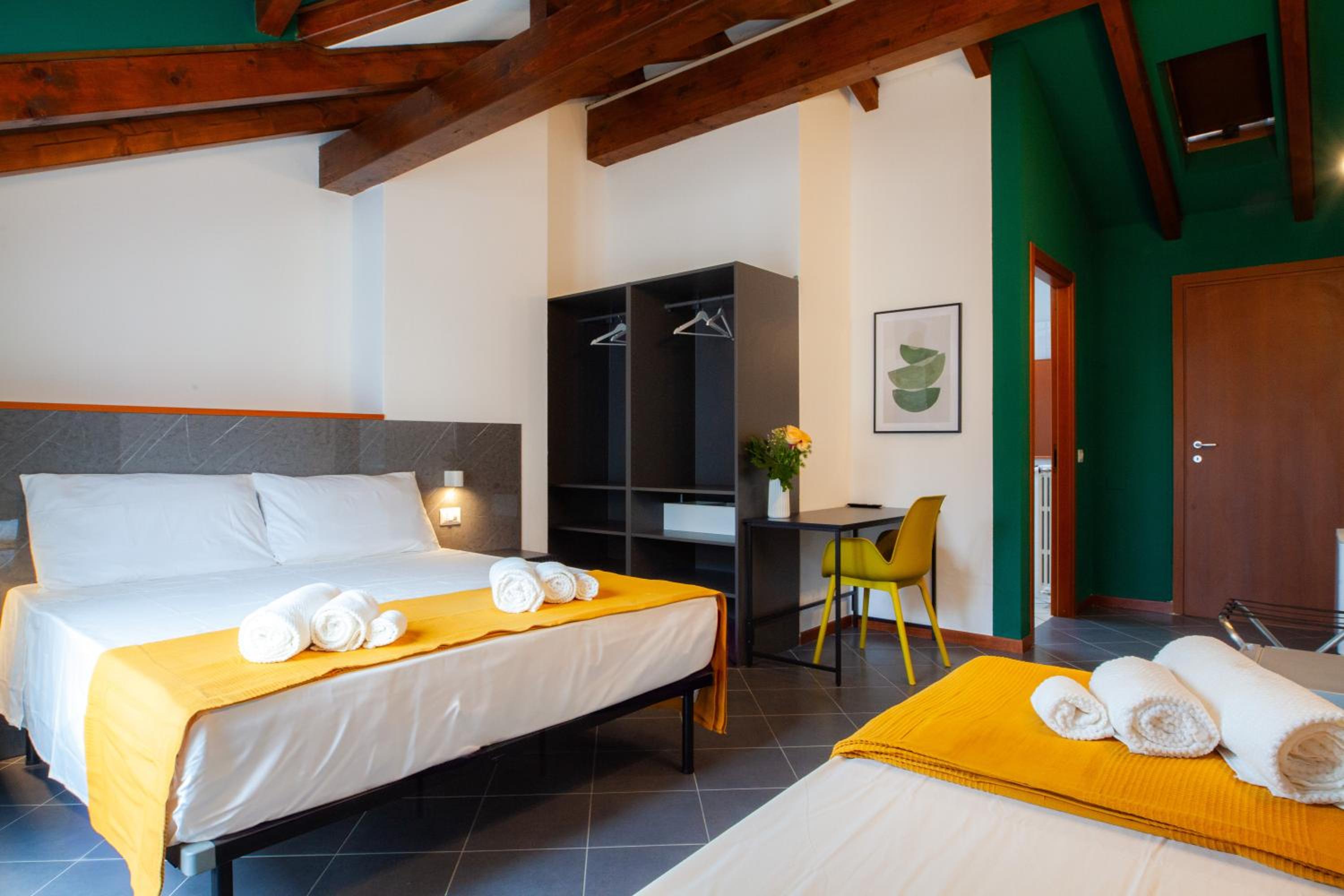 Triple Room with Balcony