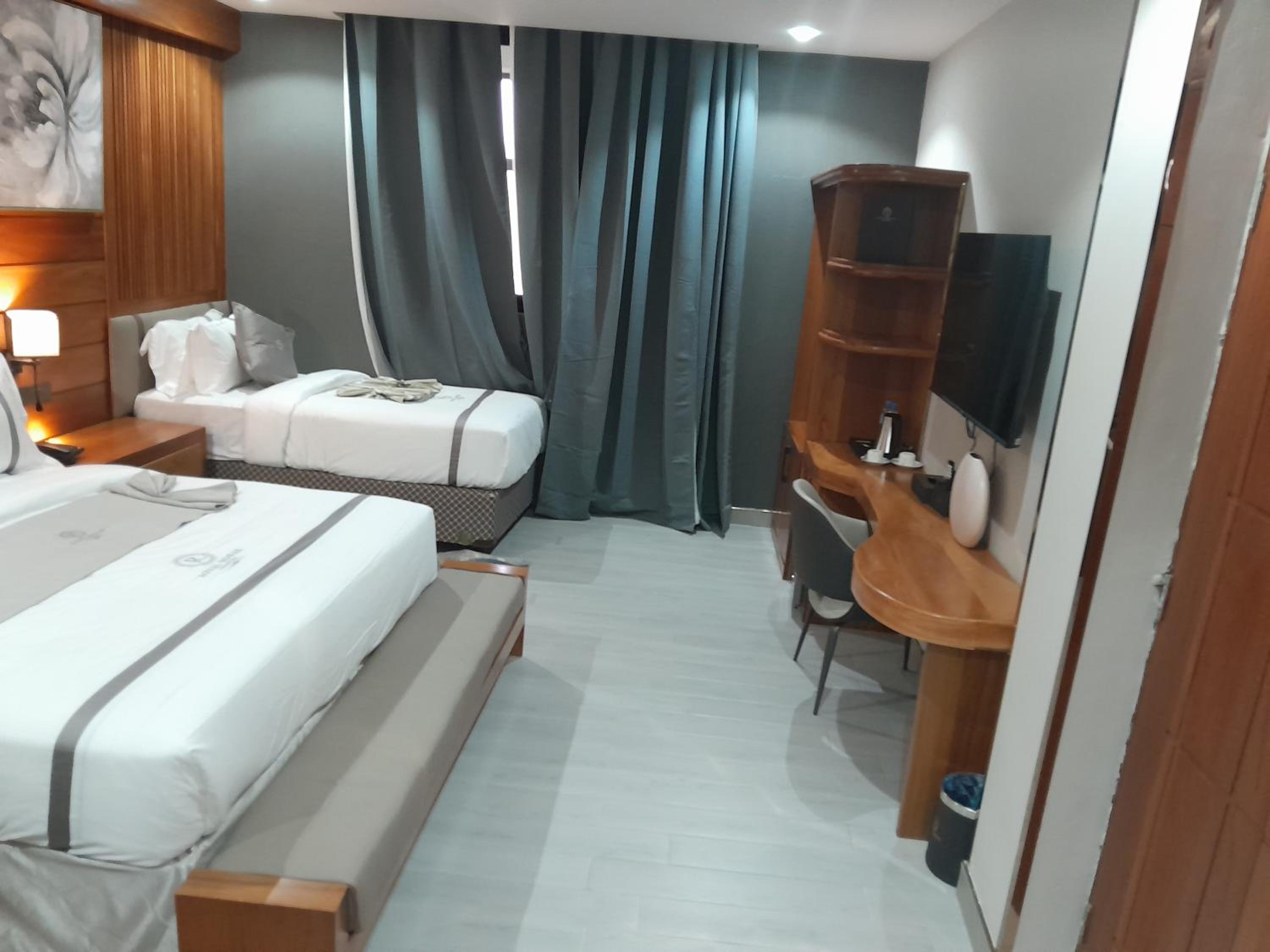 Deluxe Twin Room