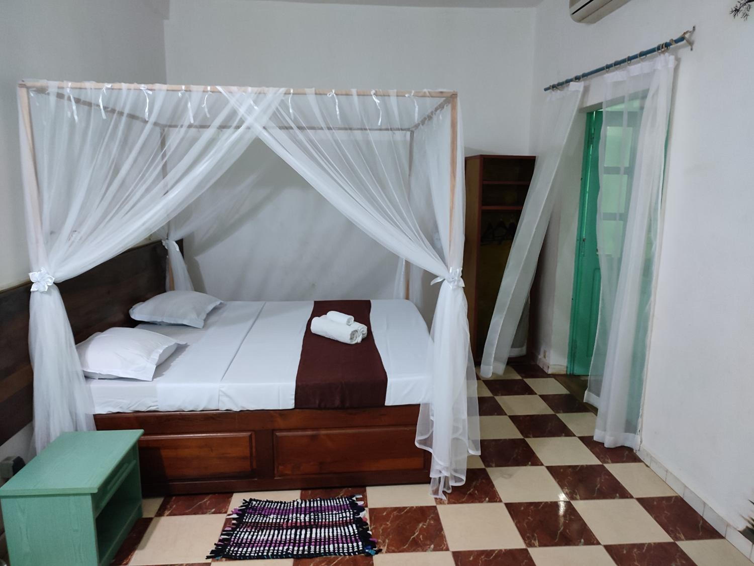 King Suite with Balcony photo 1
