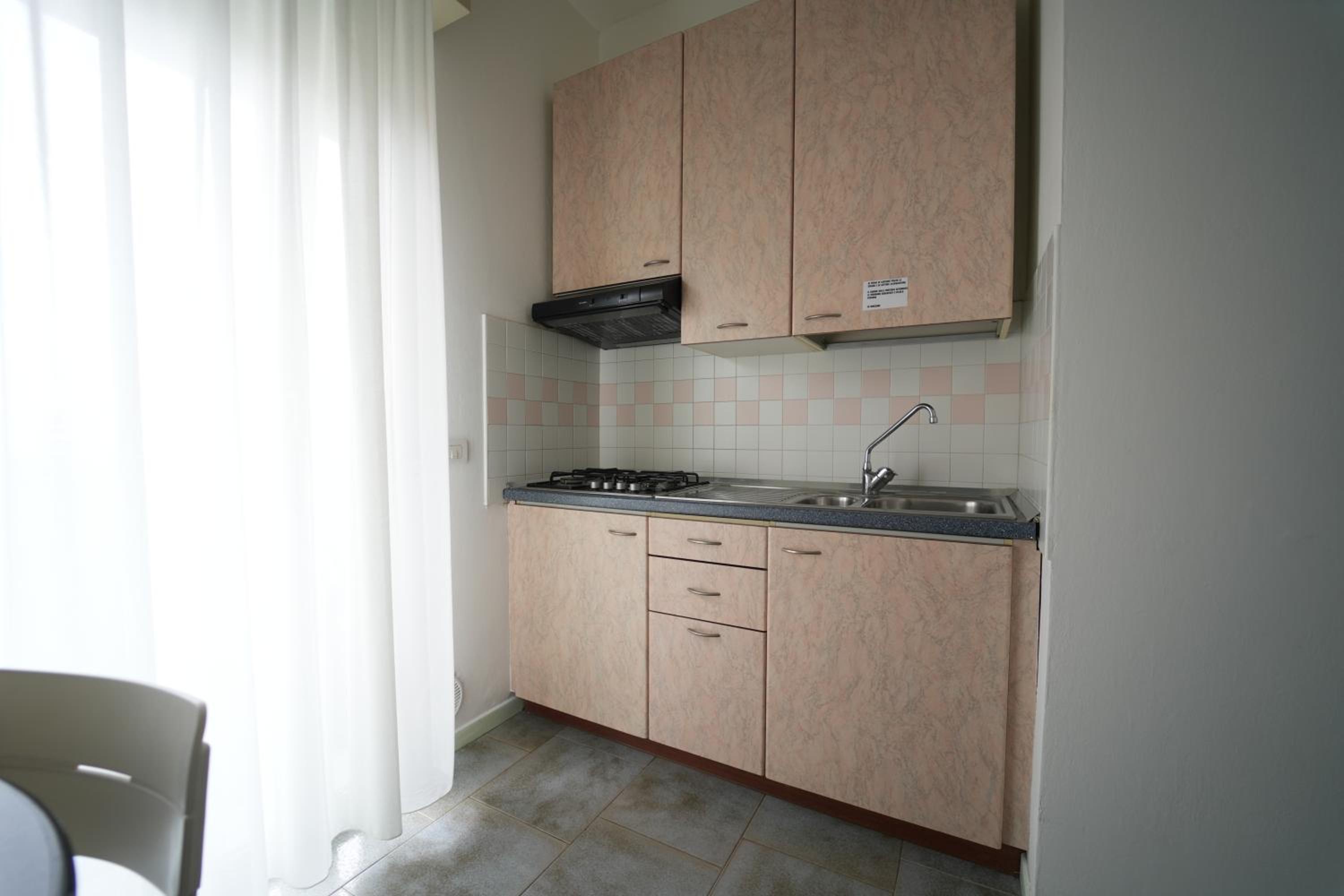 One-Bedroom Apartment with Balcony (5 Adults) - Photo 6