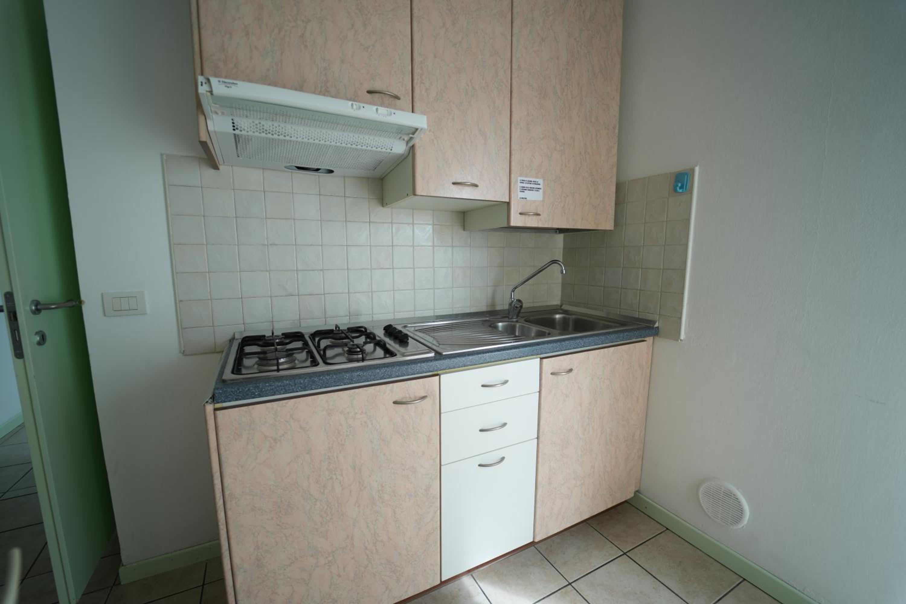 Two-Bedroom Apartment with Balcony - Photo 18