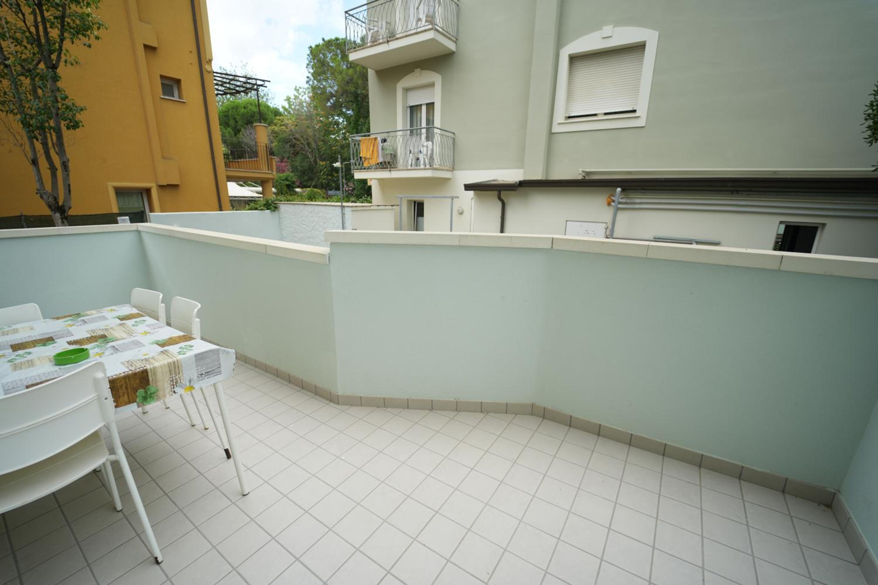 Two-Bedroom Apartment with Balcony - Photo 12