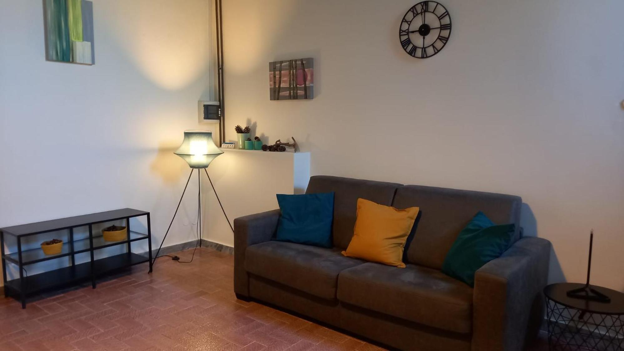 One-Bedroom House photo 1