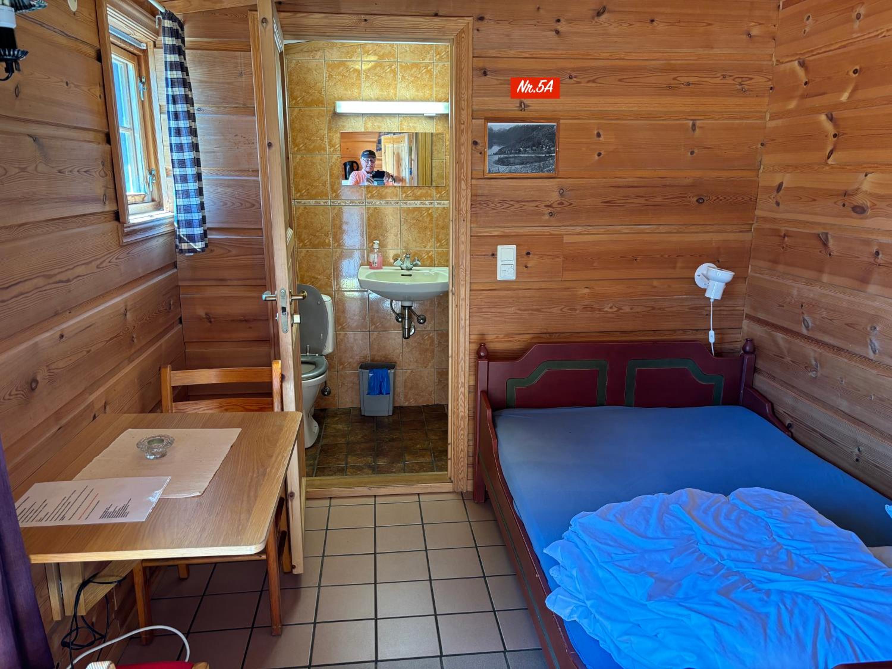 One-Bedroom House photo 1