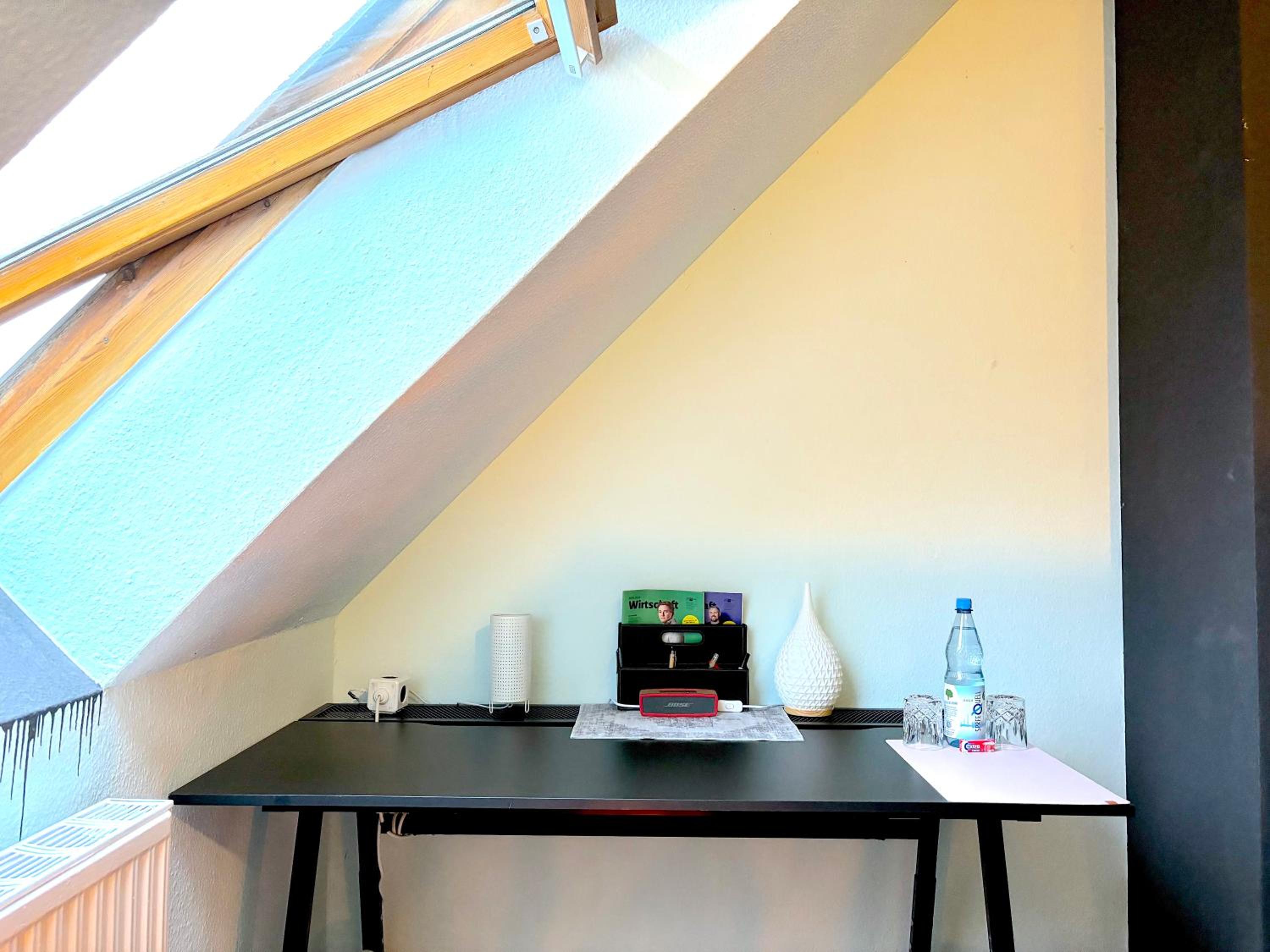 Three-Bedroom Apartment with Balcony photo 2