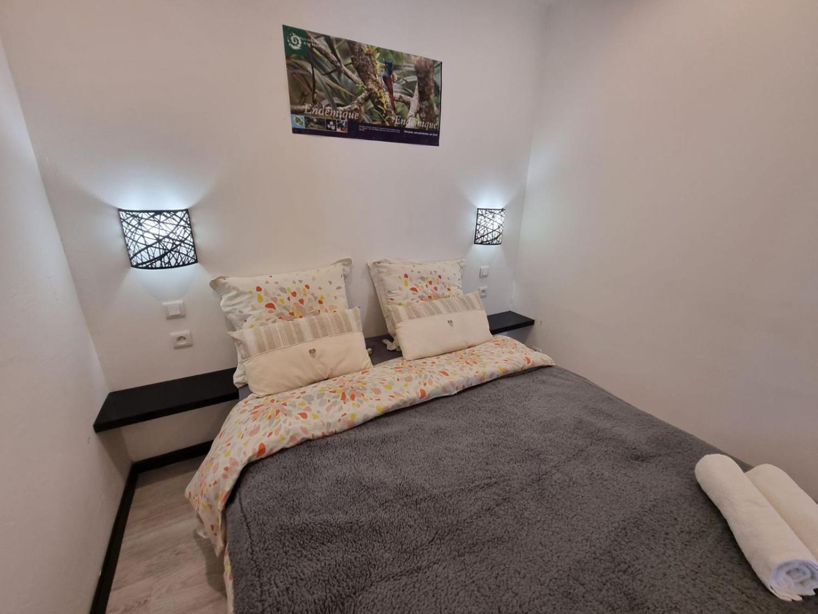 Deluxe Double Room with Shower