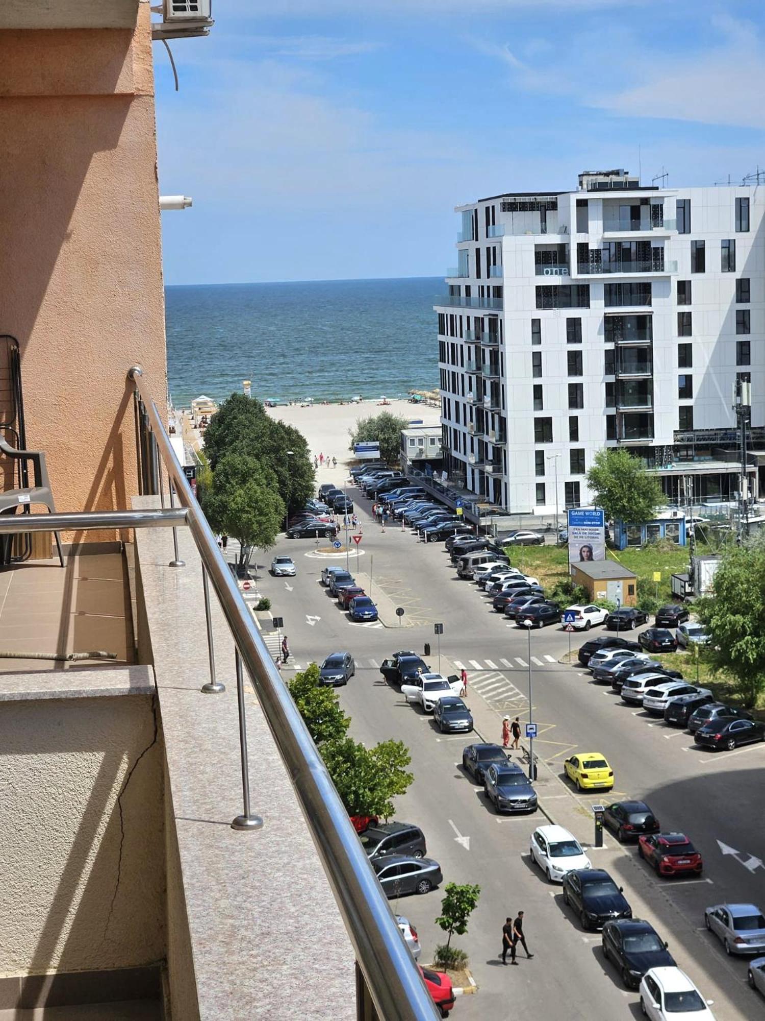 Apartment with Sea View photo 2