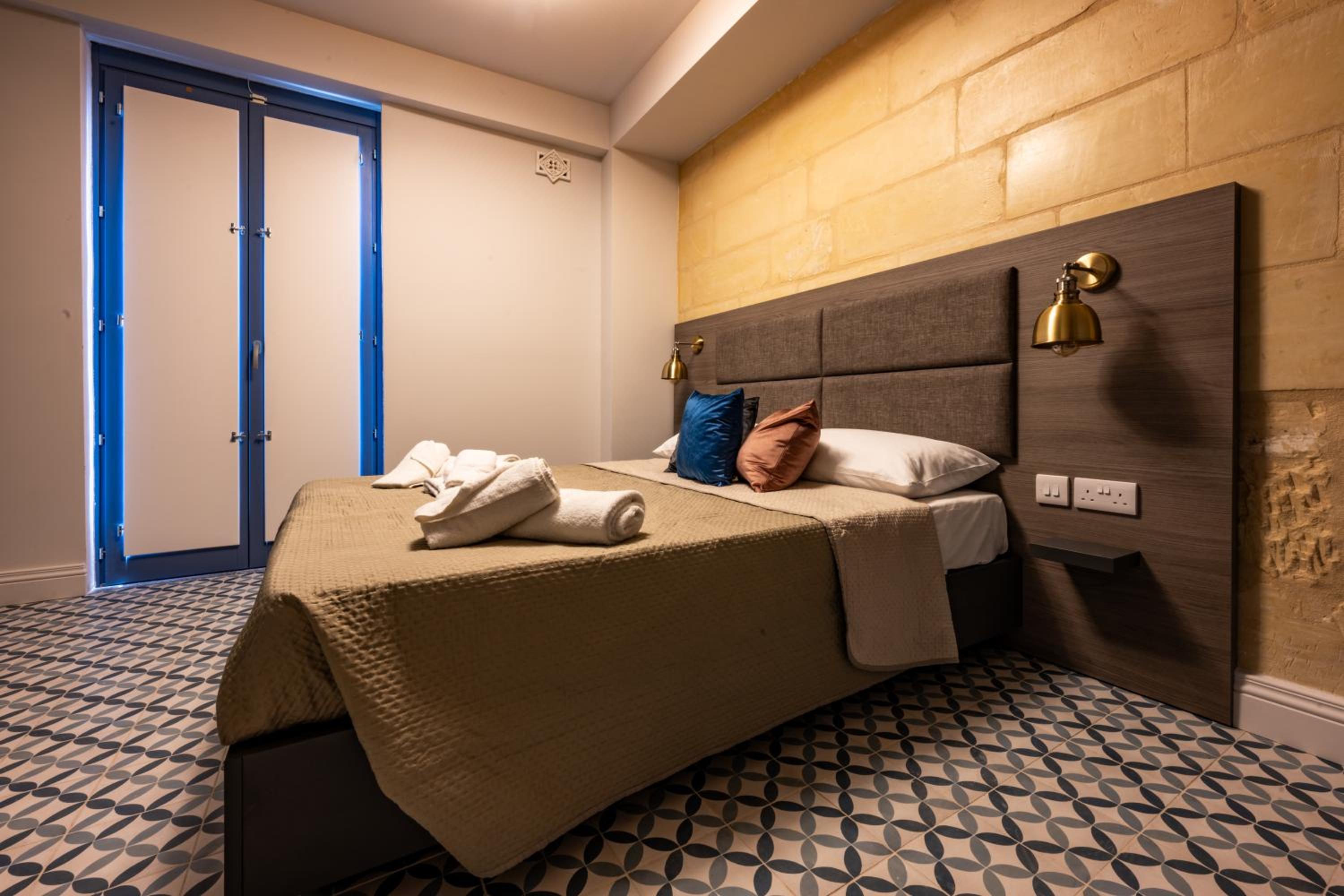 Double Room with Balcony and Sea View photo 3