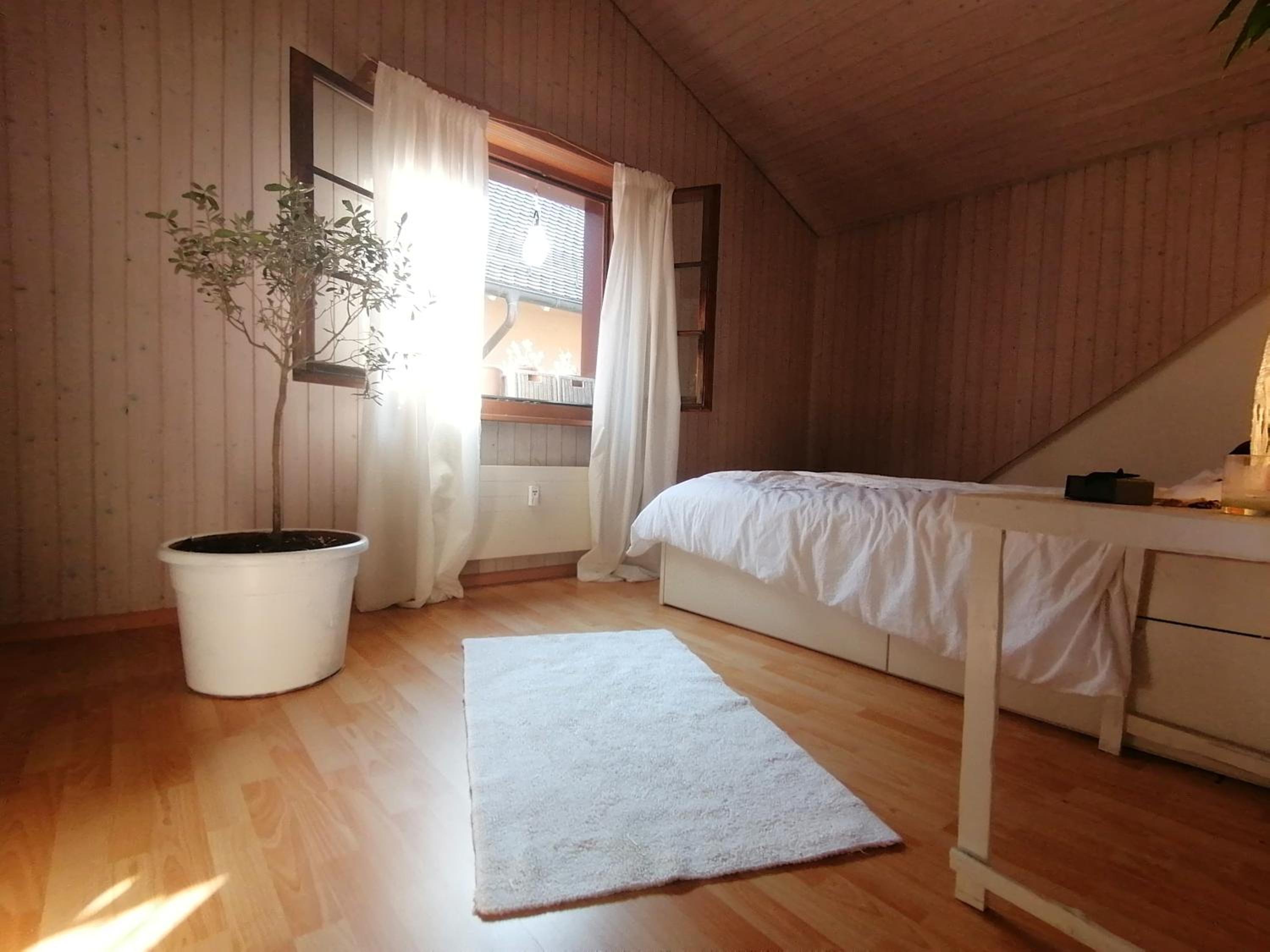Large Double Room photo 1