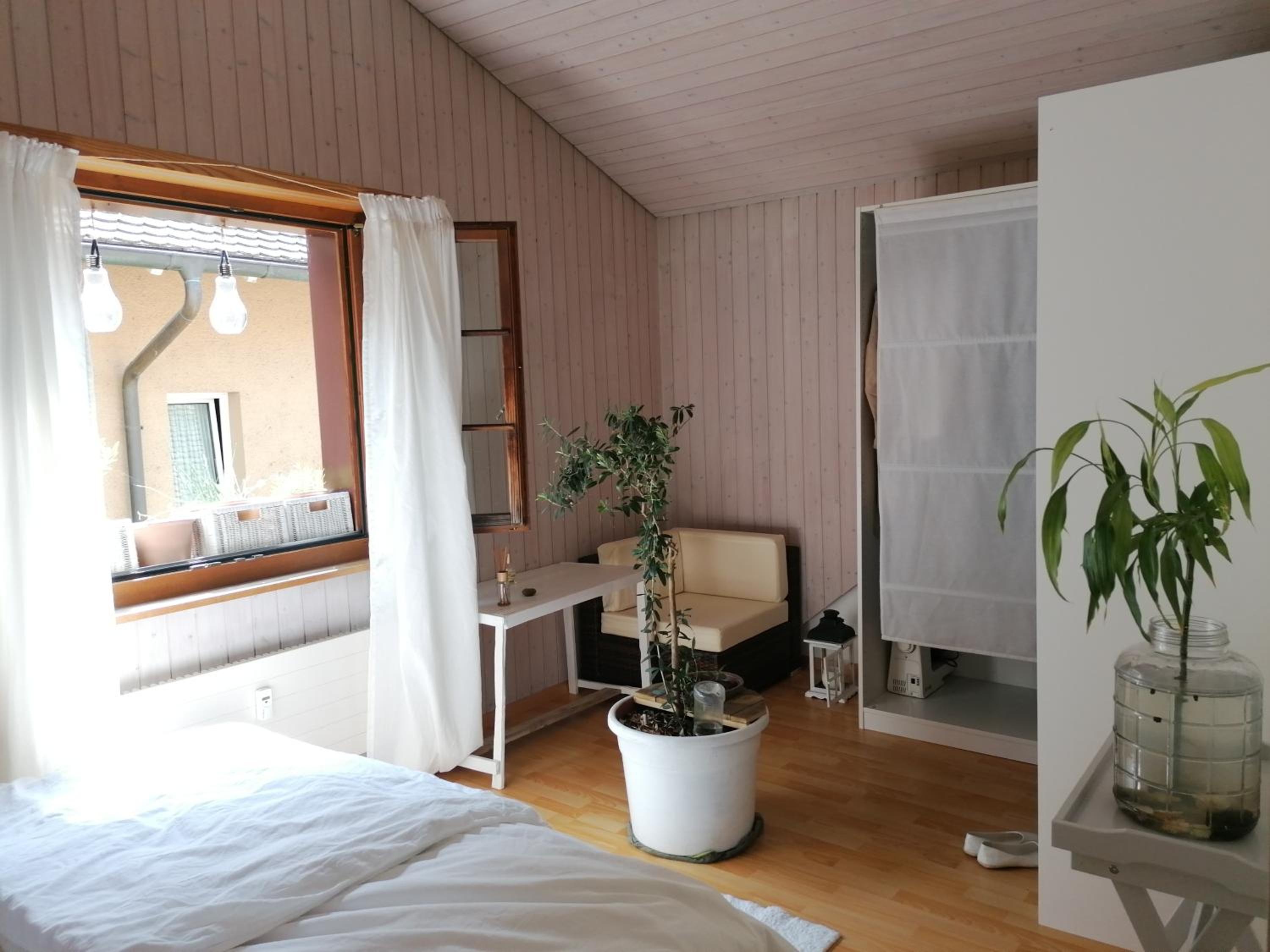 Large Double Room photo 3