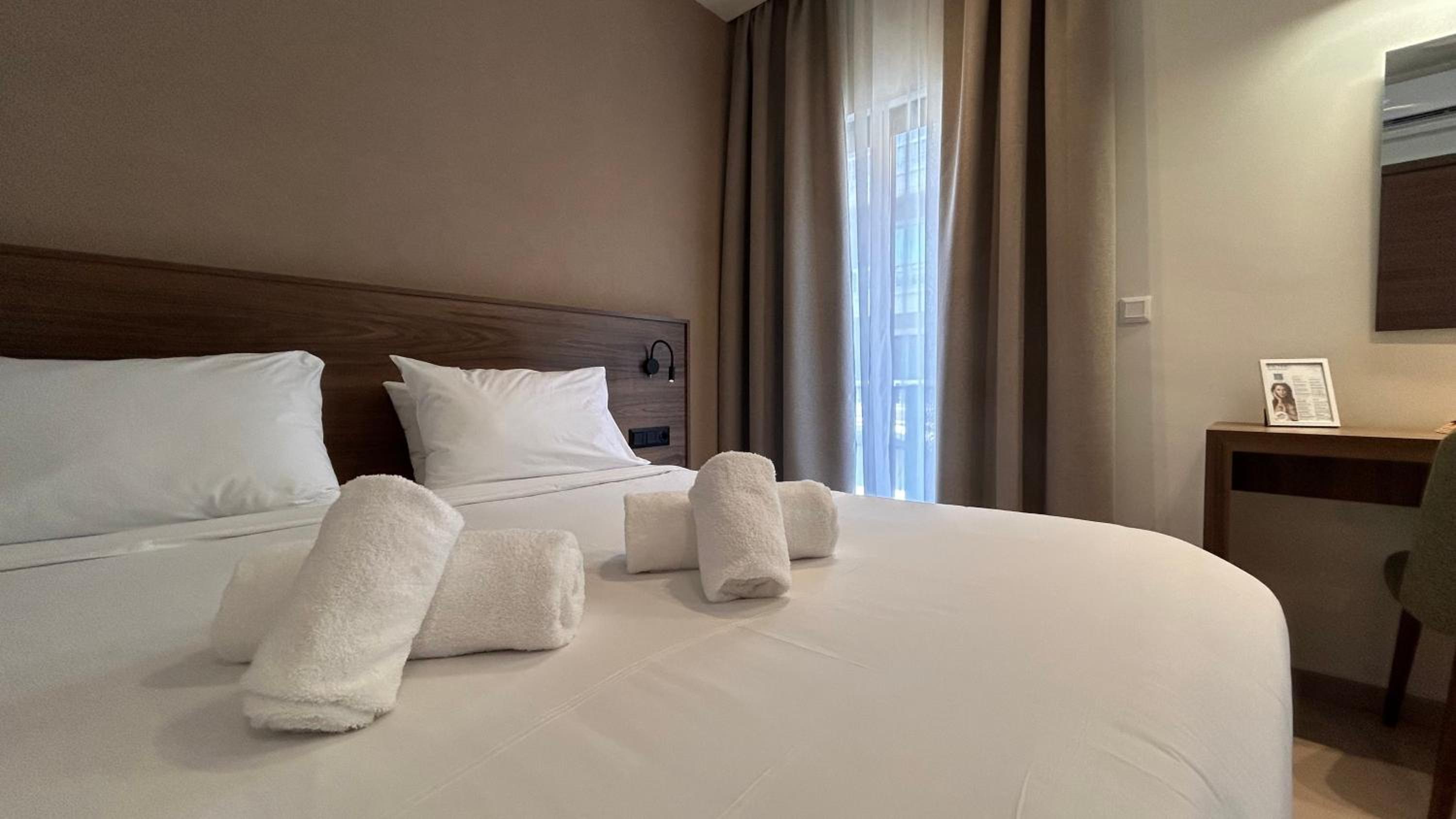 Standard Double Room - Photo 1
