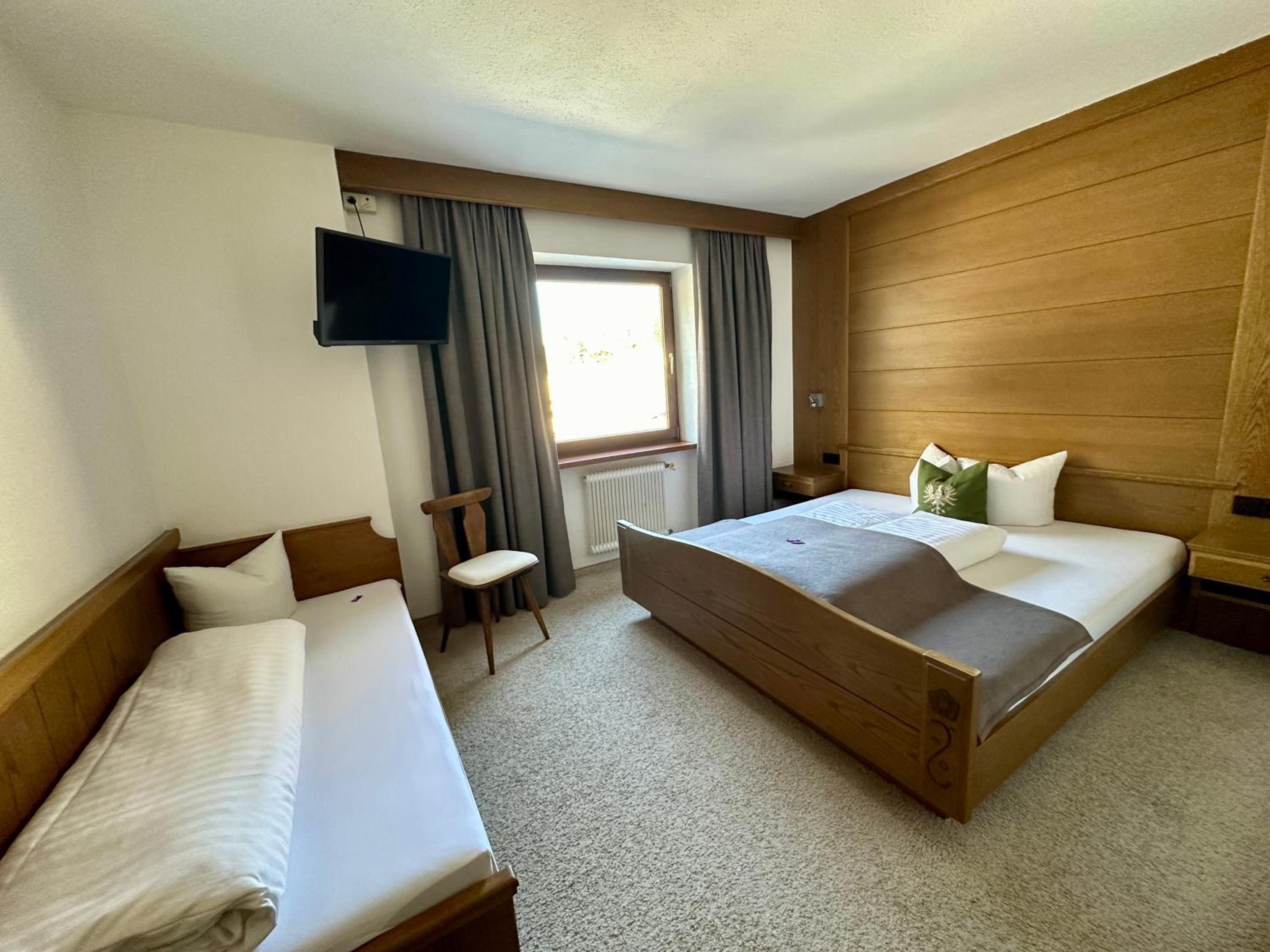 Triple Room photo 2