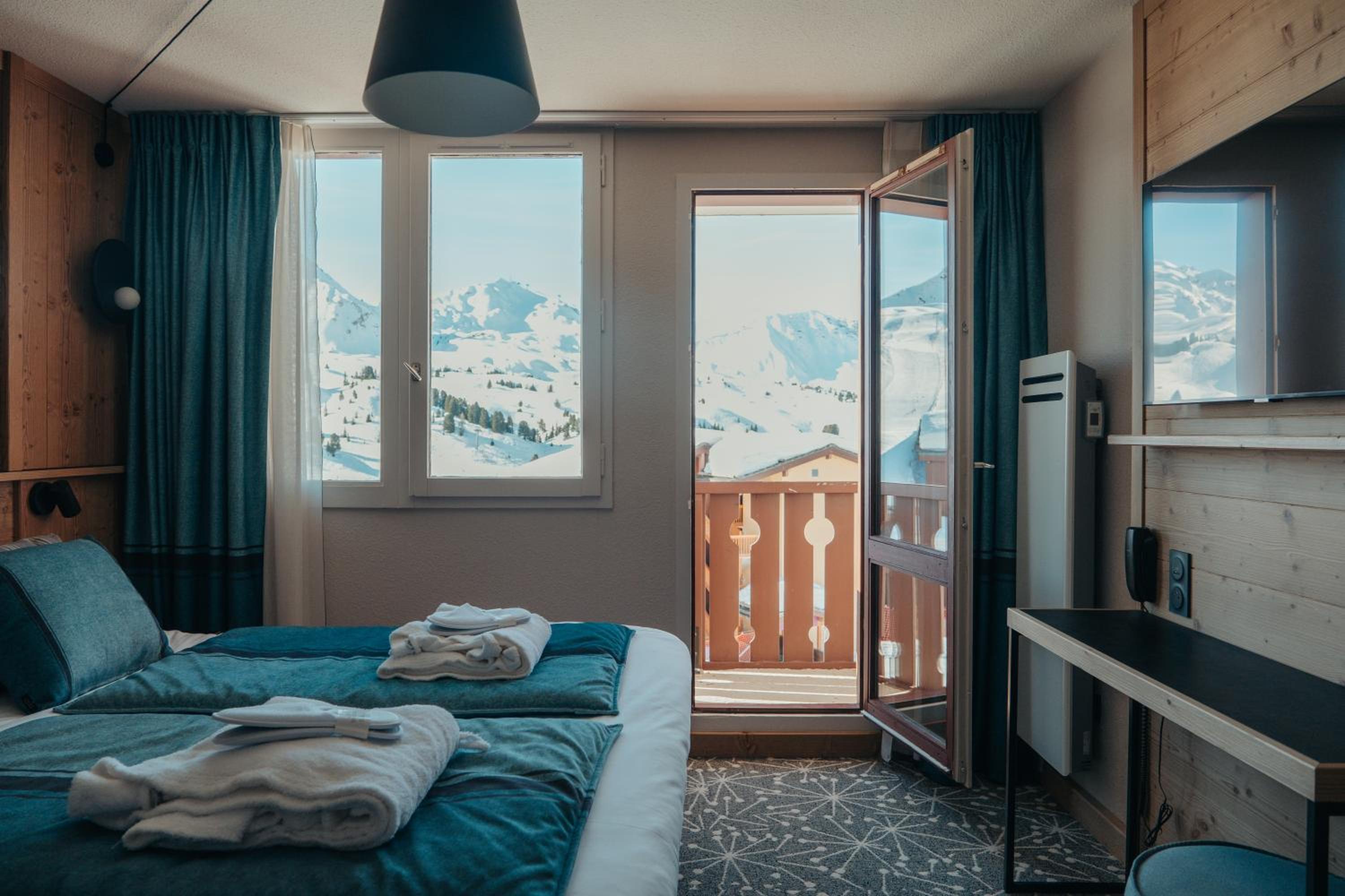 Superior Double or Twin Room photo 2