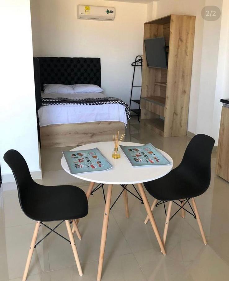 One-Bedroom Apartment photo 2
