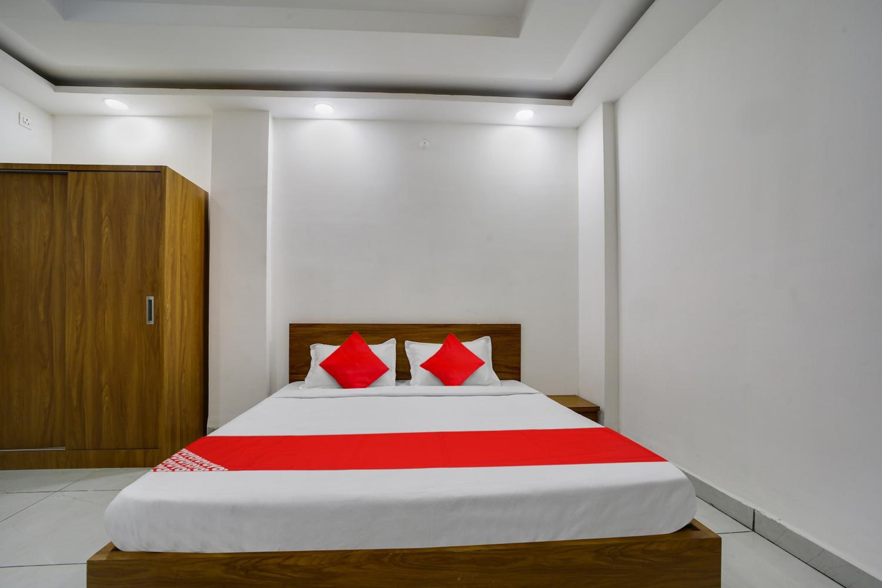 Standard Double Room photo 2