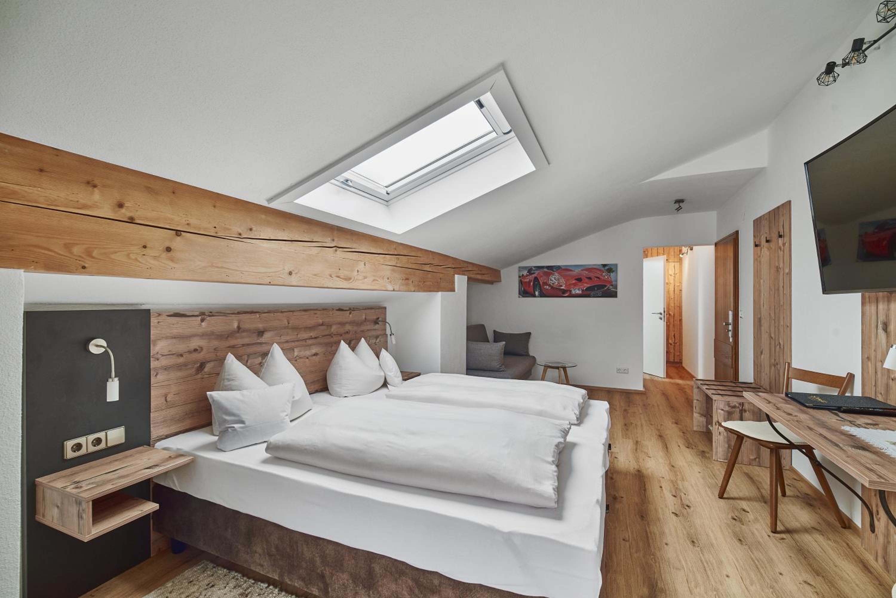 Triple Room with Balcony - Photo 2