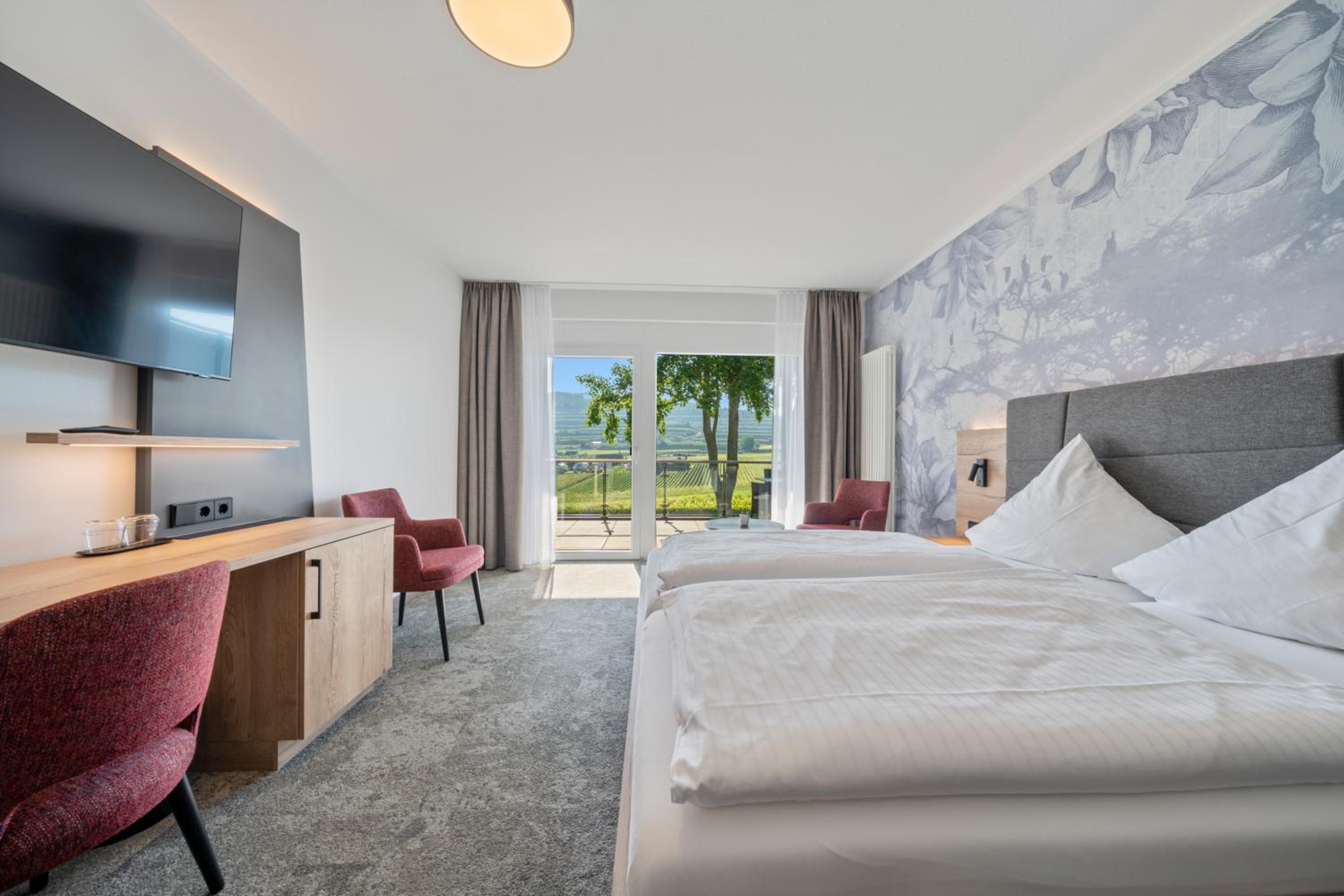 Double Room with Balcony - Photo 5