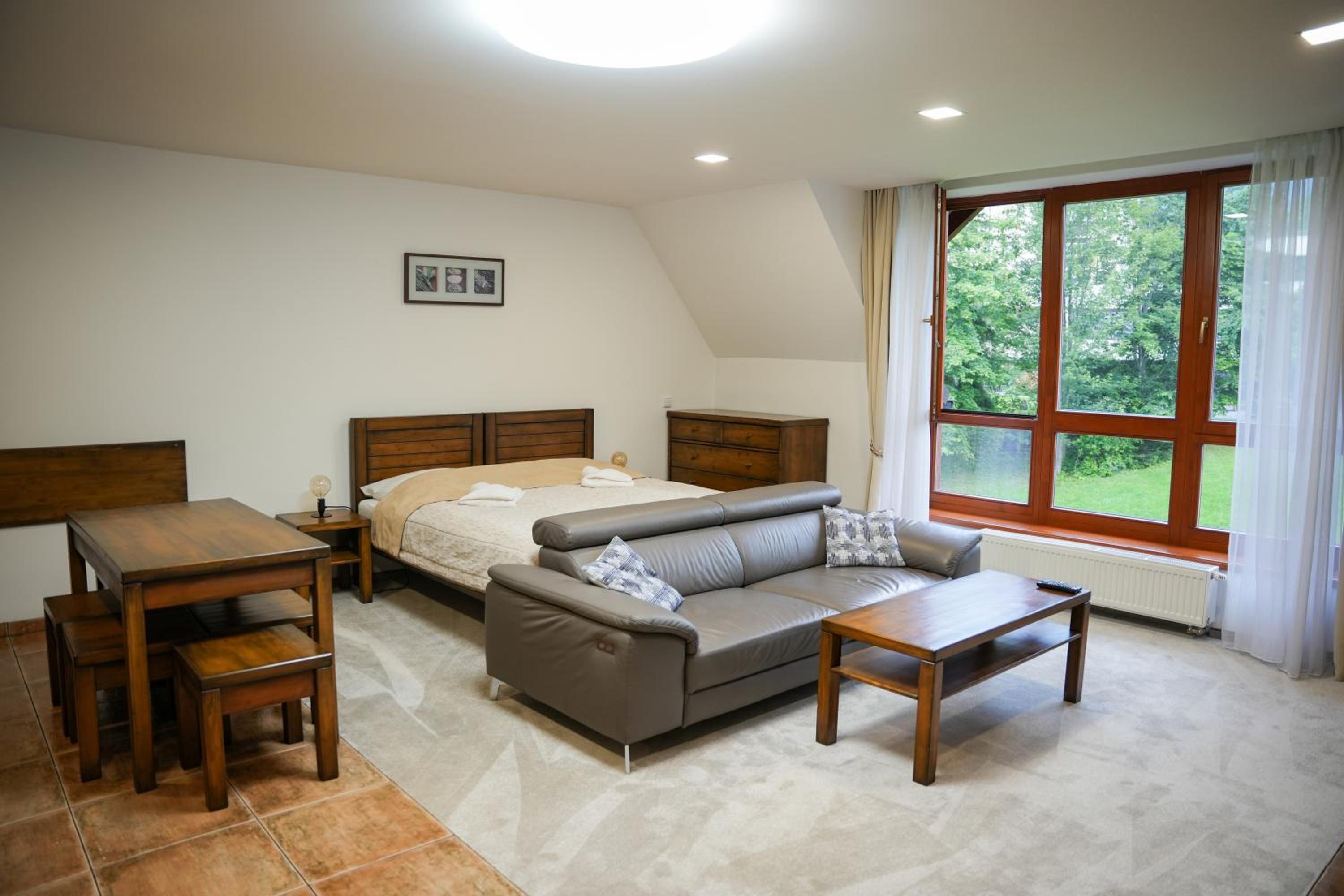 Apartment with Mountain View - Photo 35