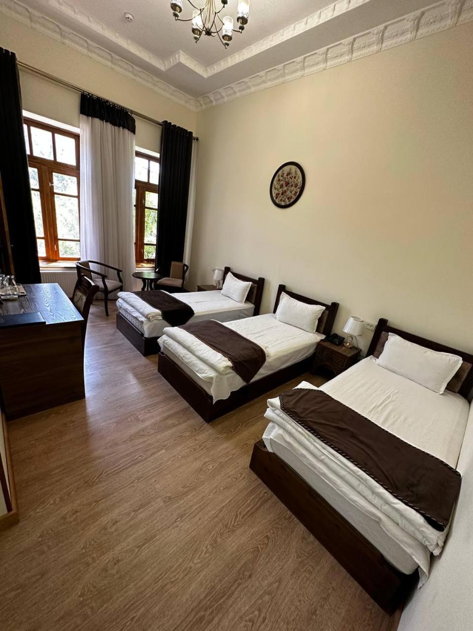 Deluxe Triple Room photo 2