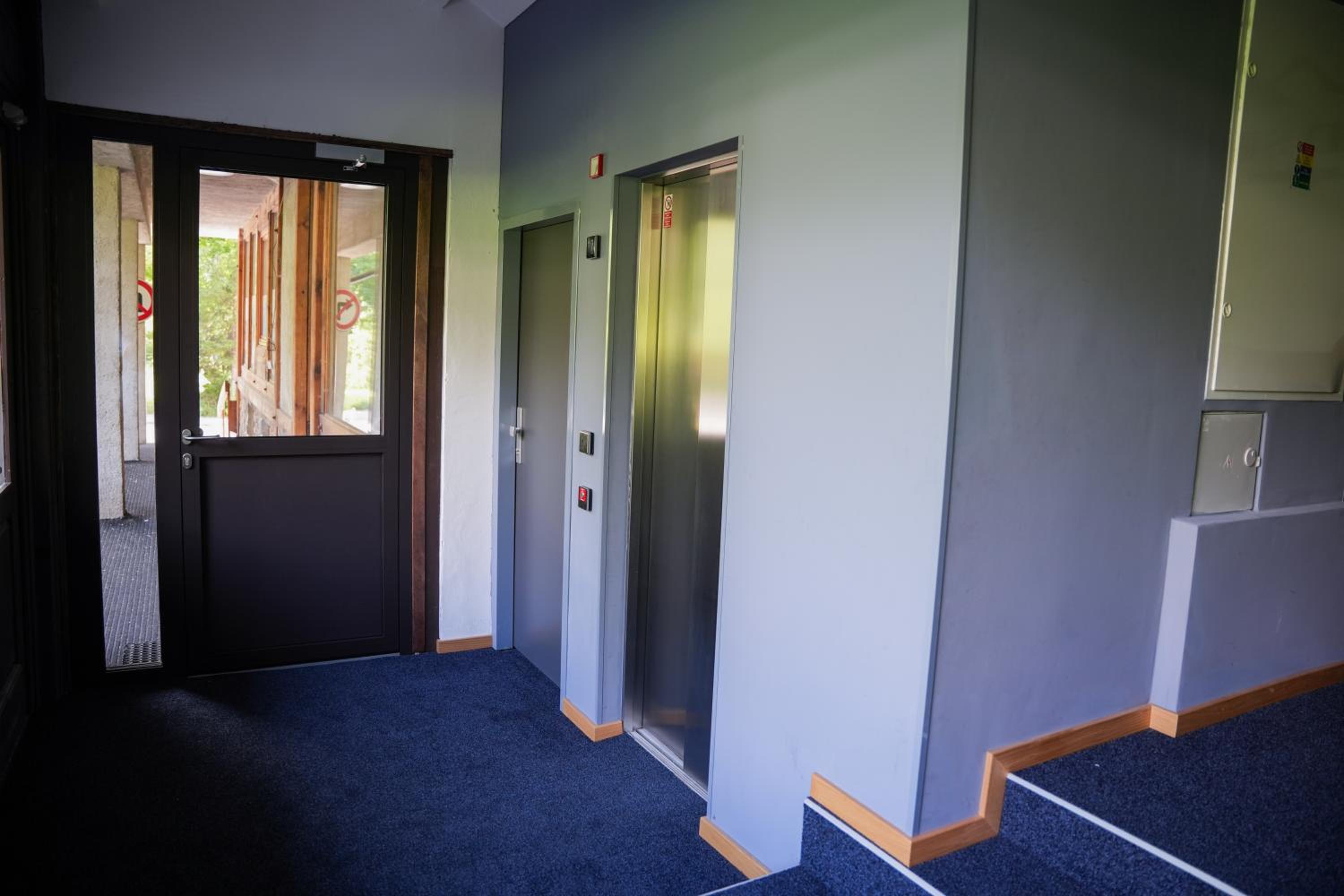Apartment with Mountain View - Photo 51