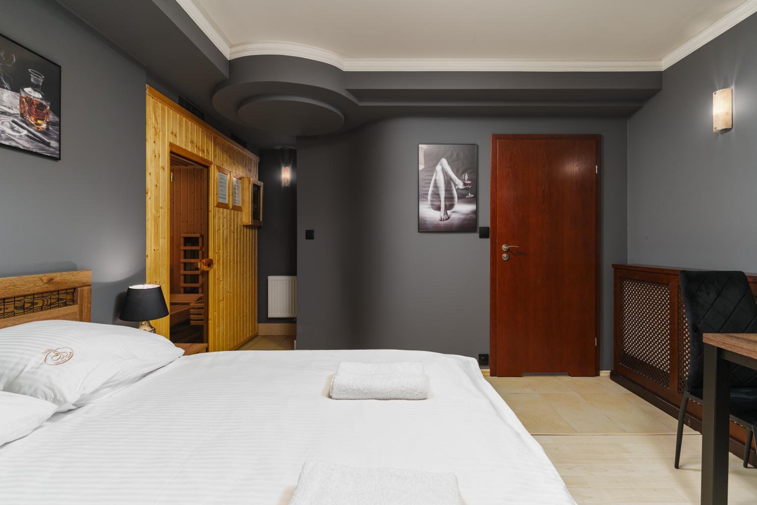 Apartment with Sauna - Photo 2