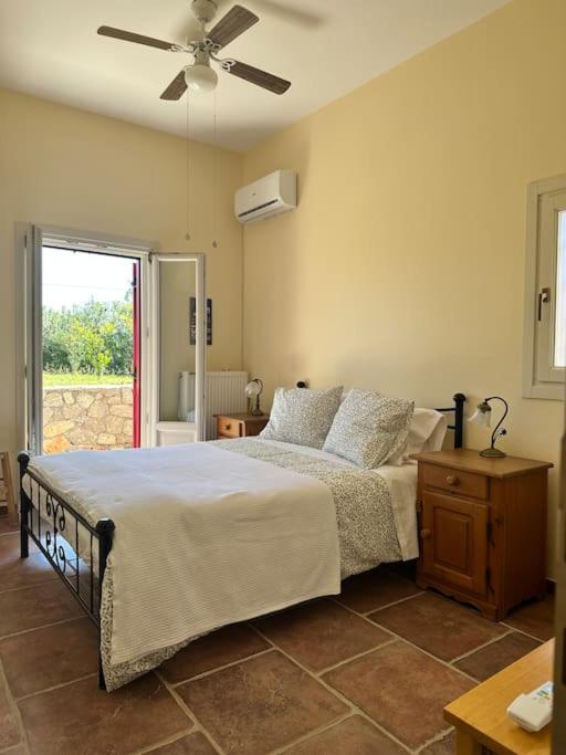 Three-Bedroom Villa photo 3