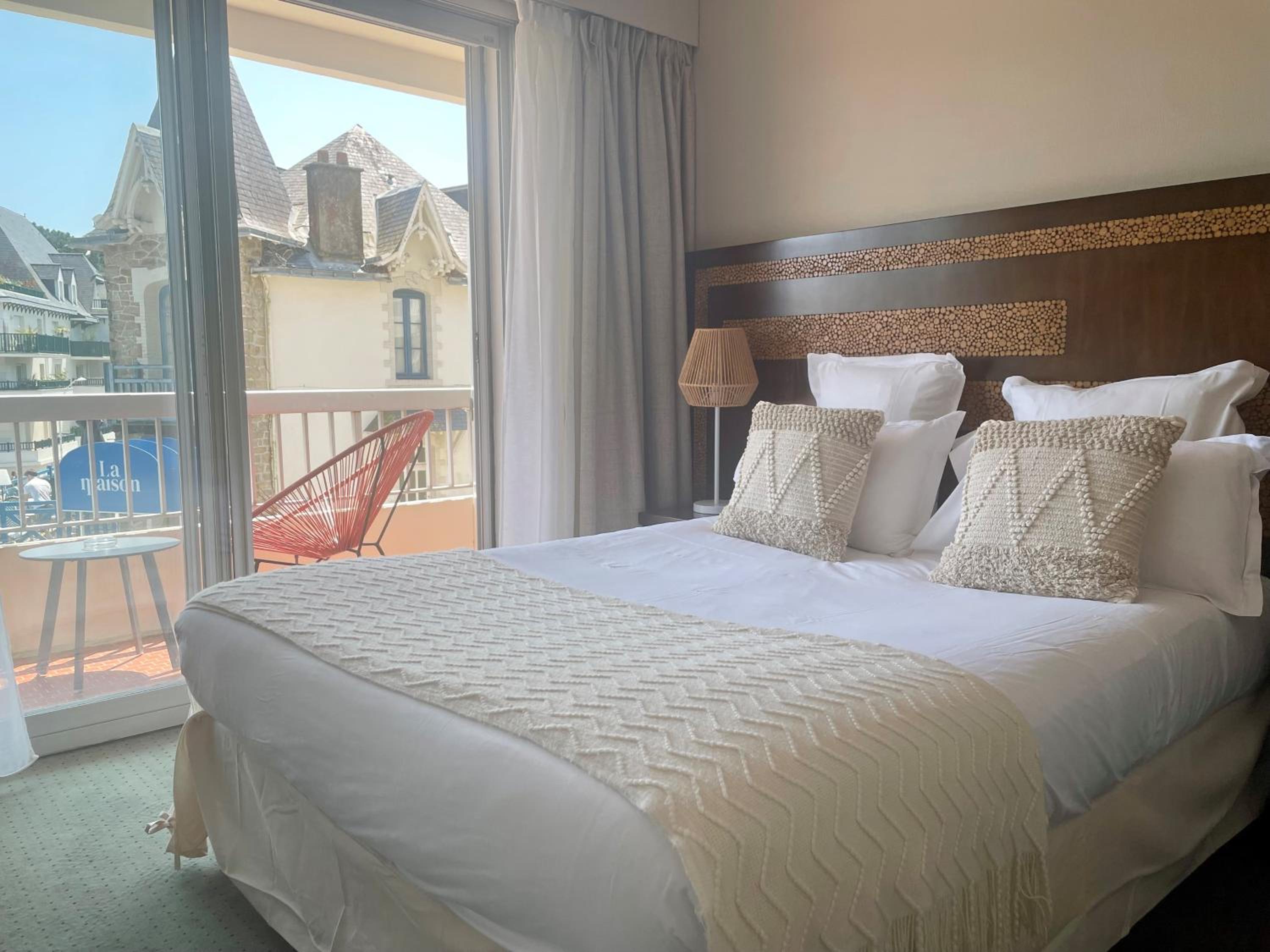 Cozy Room with Terrace - Photo 1
