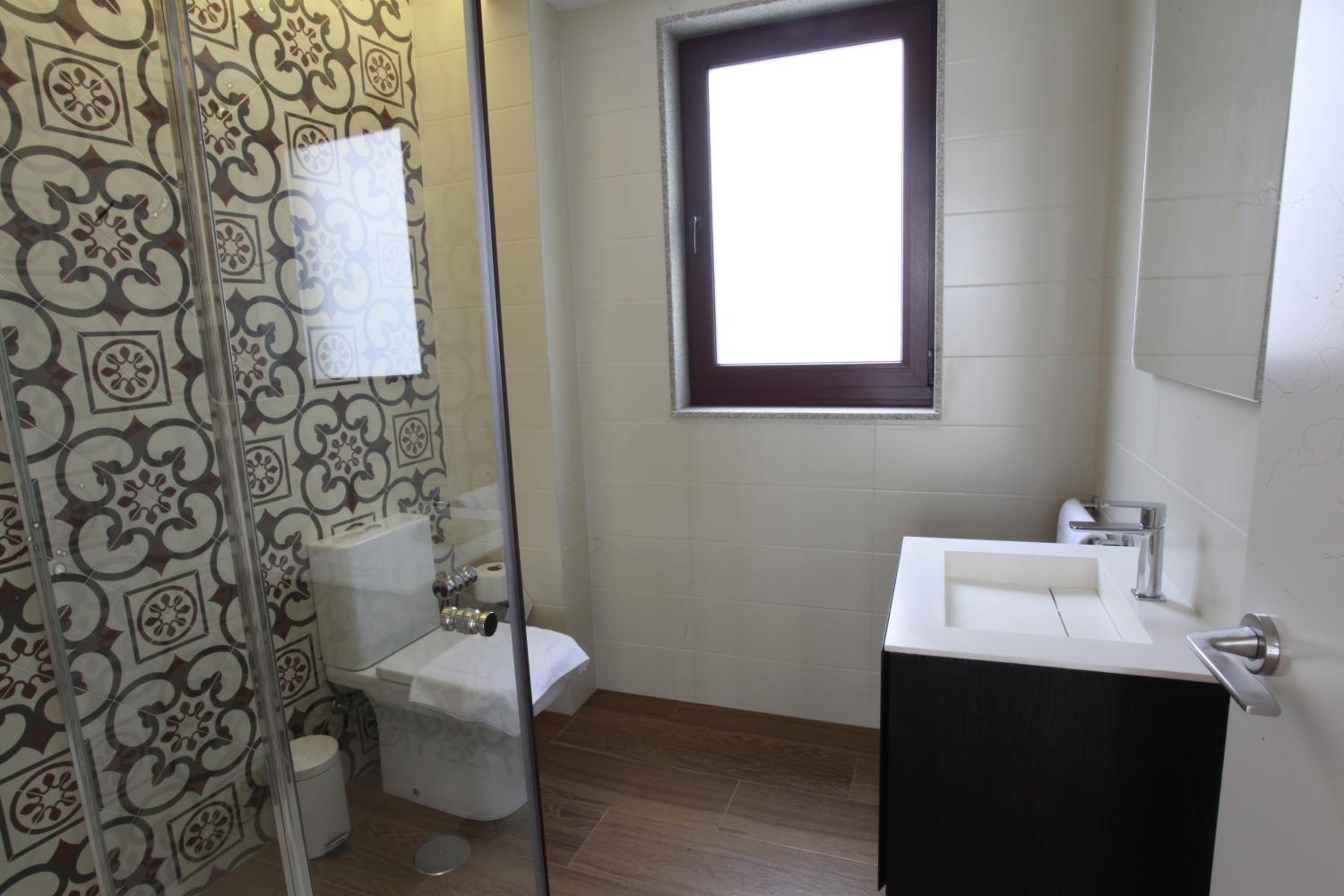 Apartment - Second Floor - Photo 7
